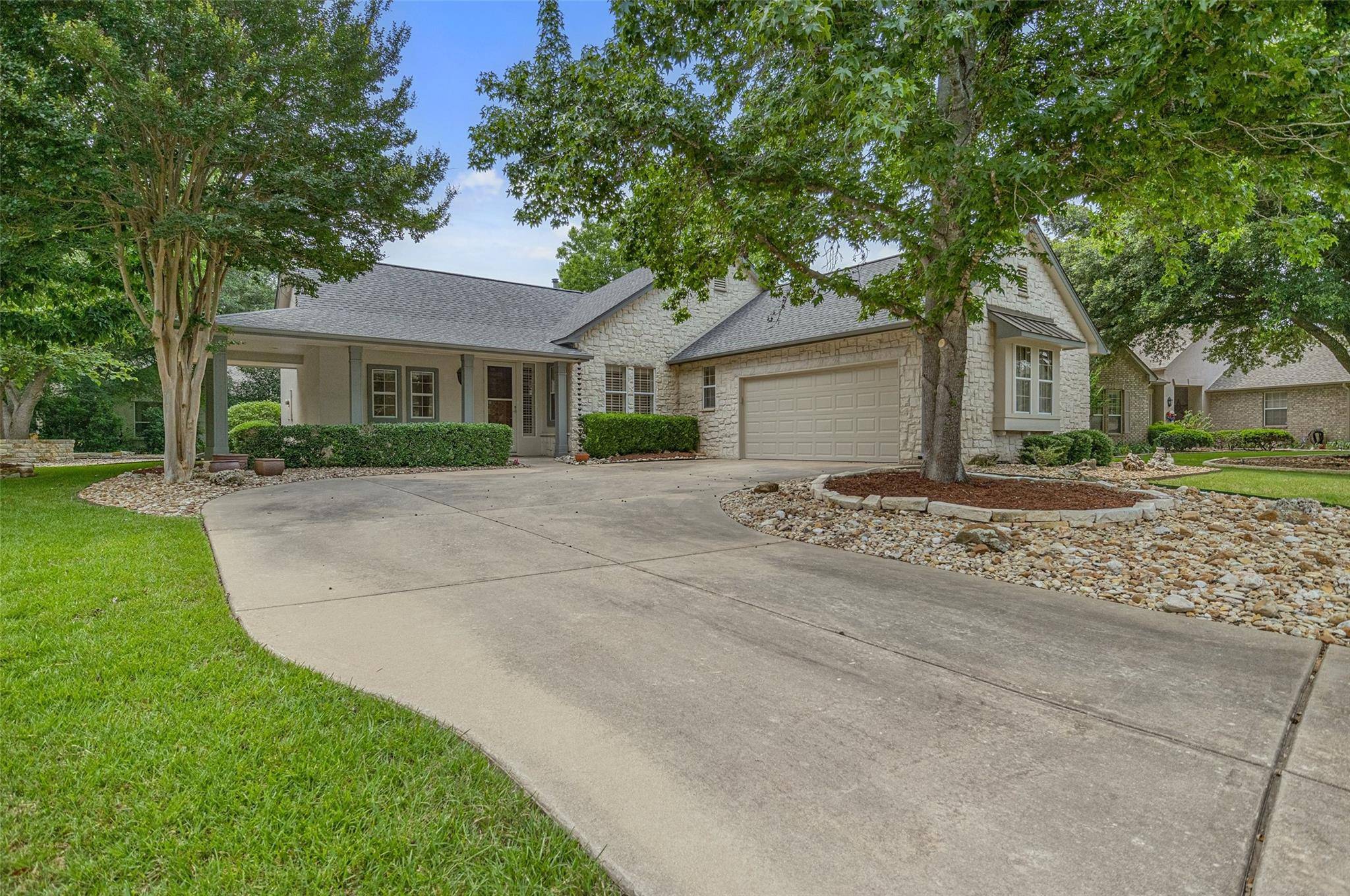 115 Waterlily LN, Georgetown, TX 78633