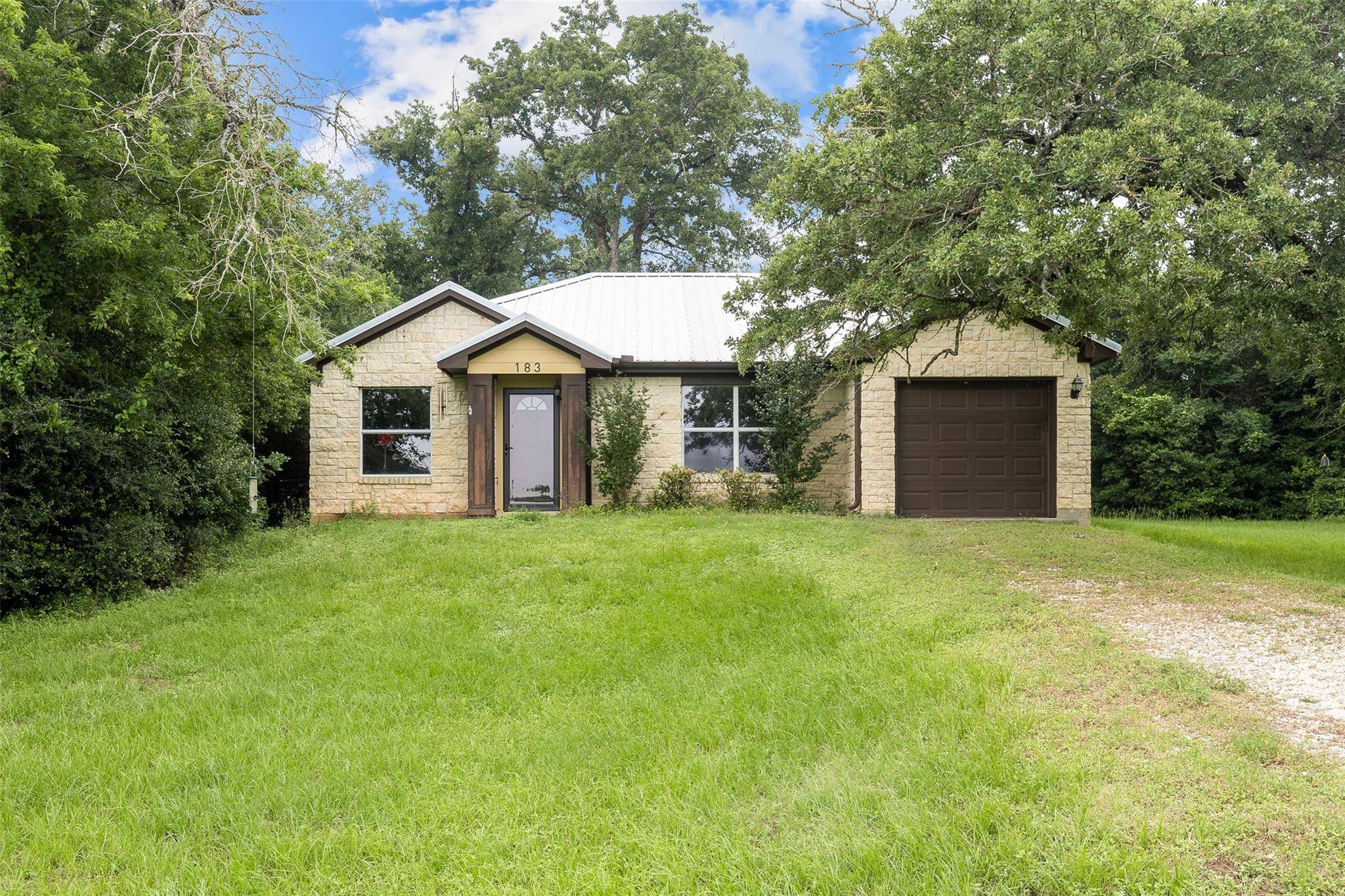 183 Private Road 7055 PR, Milano, TX 76556