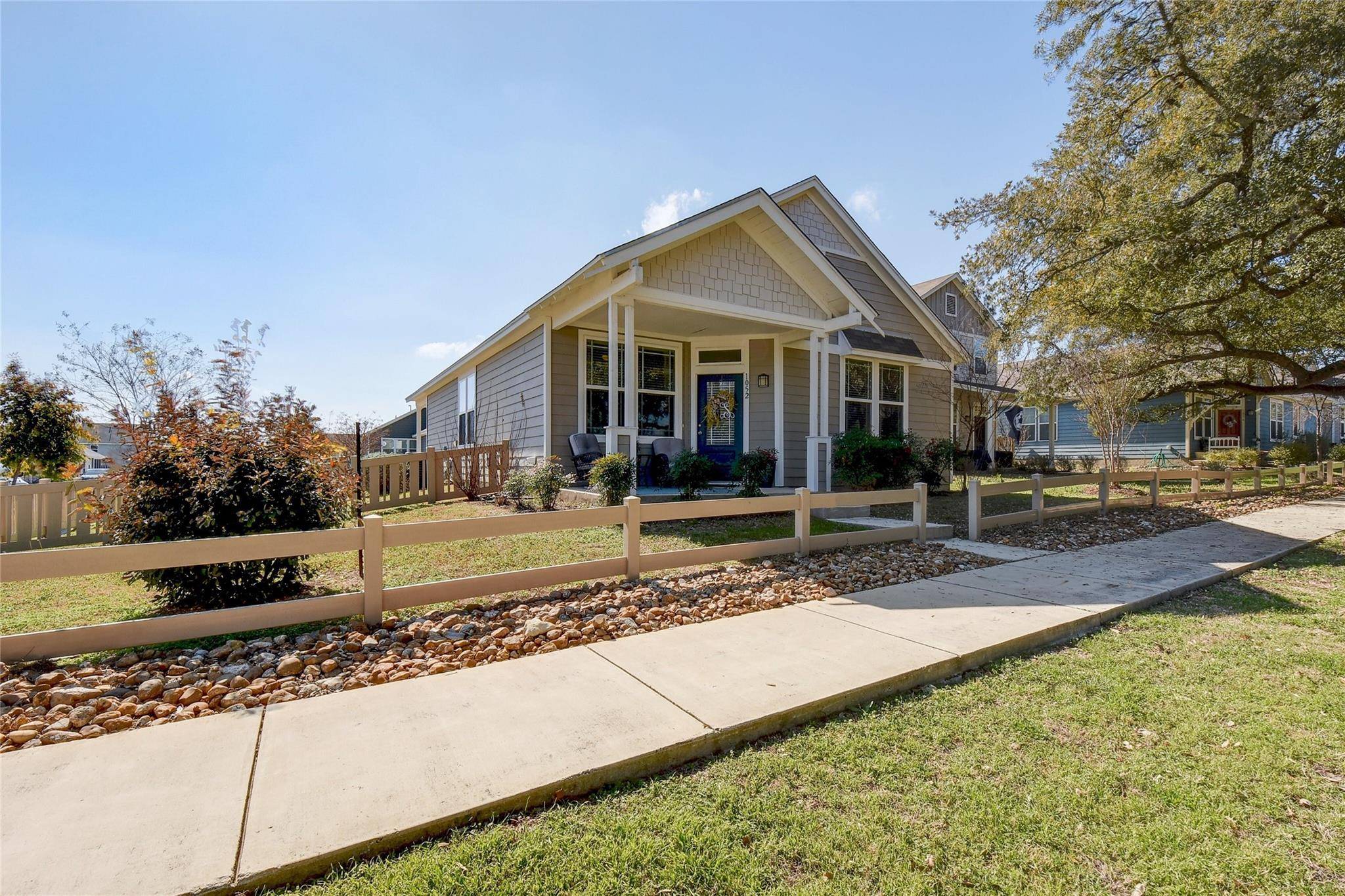 1052 Nevarez, Kyle, TX 78640