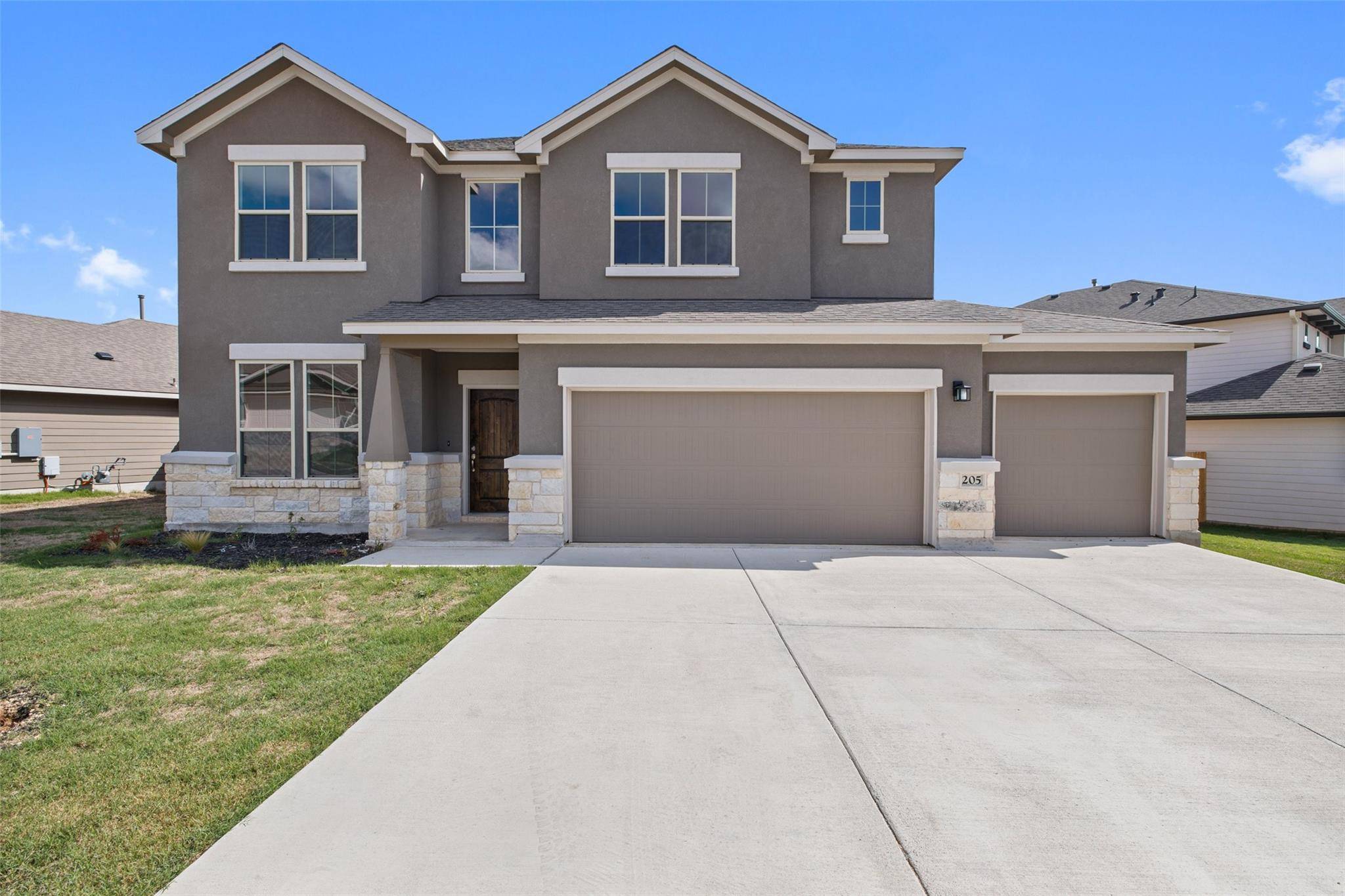 205 Greenway DR, Georgetown, TX 78628