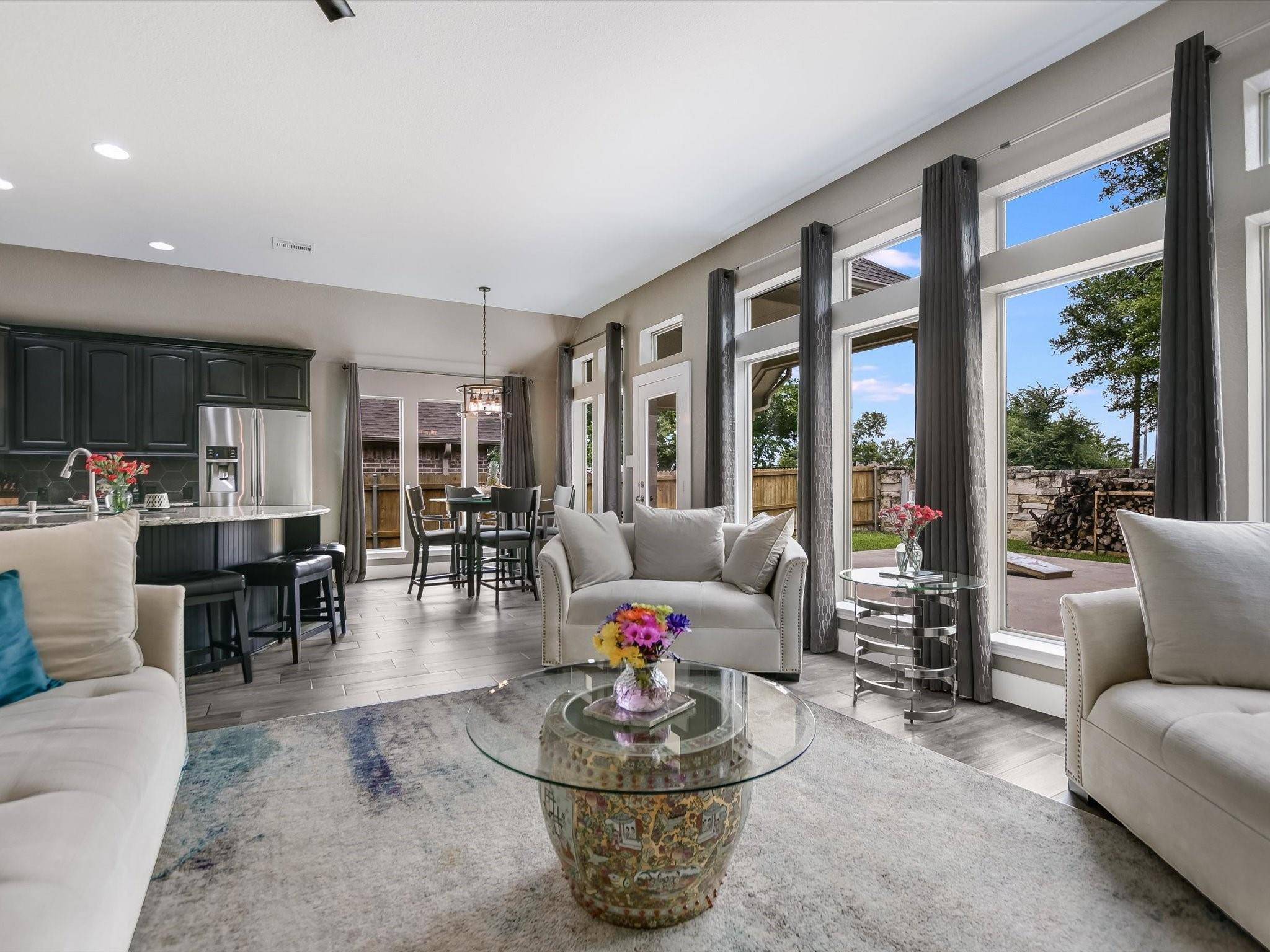 716 Wiltshire DR, Hutto, TX 78634