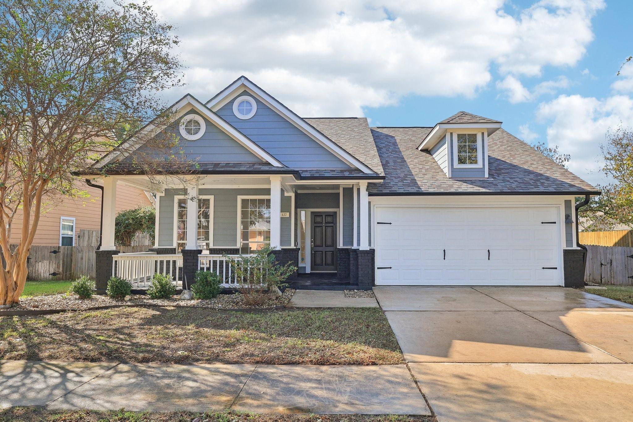127 Hickory LN, Georgetown, TX 78633
