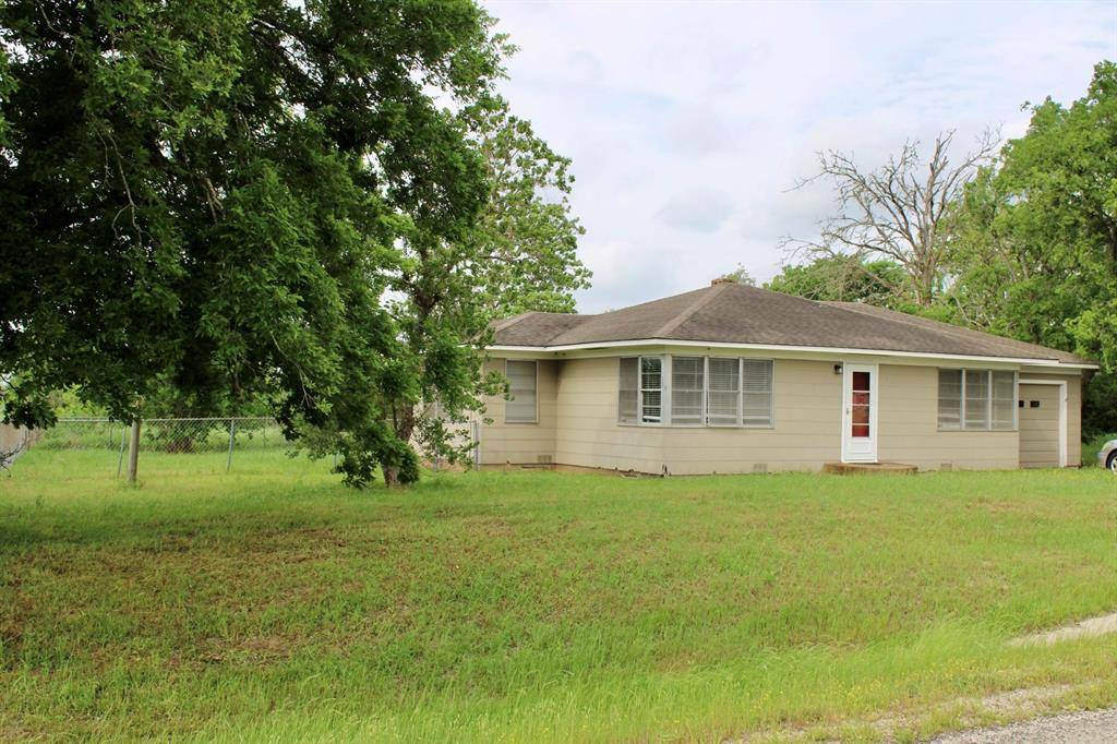 1651 FM 2239, Giddings, TX 78942