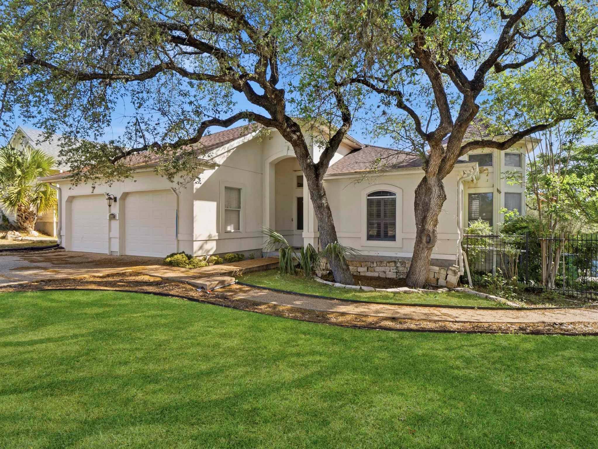 20607 Highland Lake LOOP, Lago Vista, TX 78645