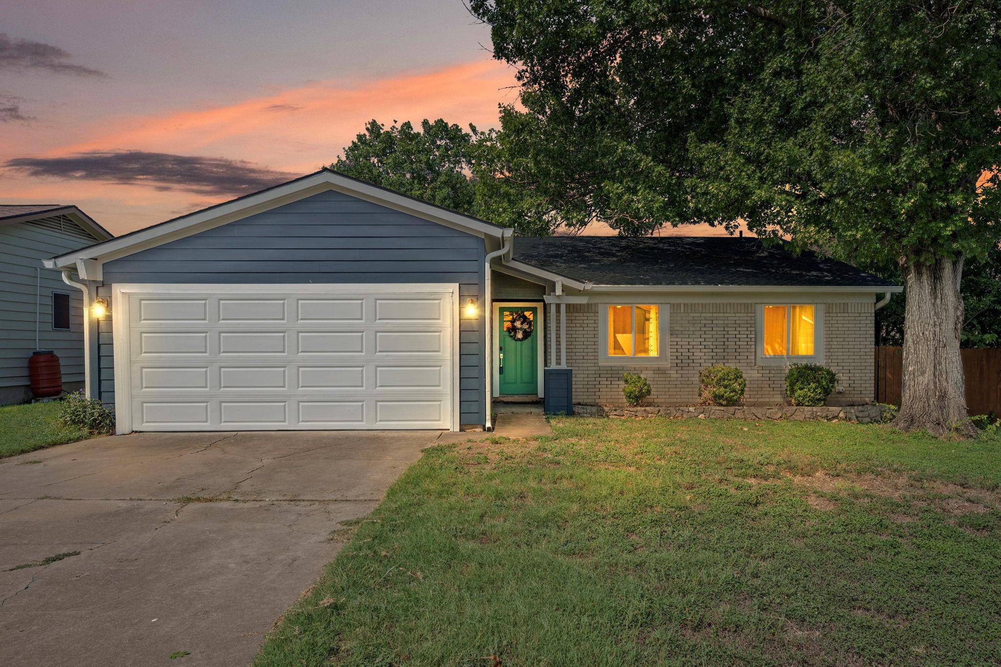 2002 Frontier TRL, Round Rock, TX 78681