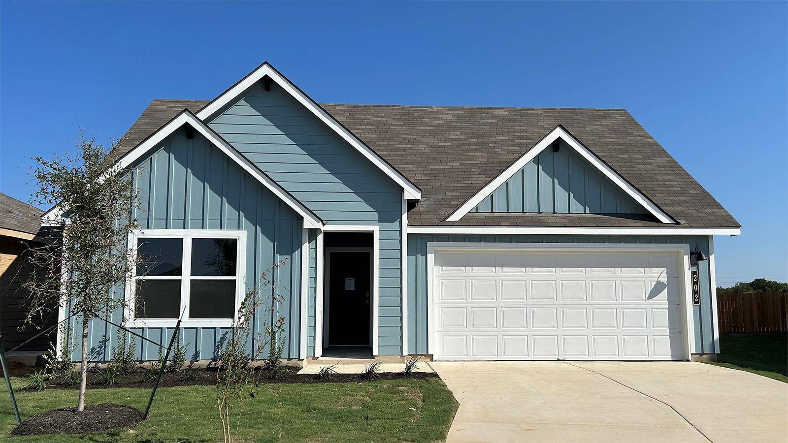 202 International COR, Rockdale, TX 76567