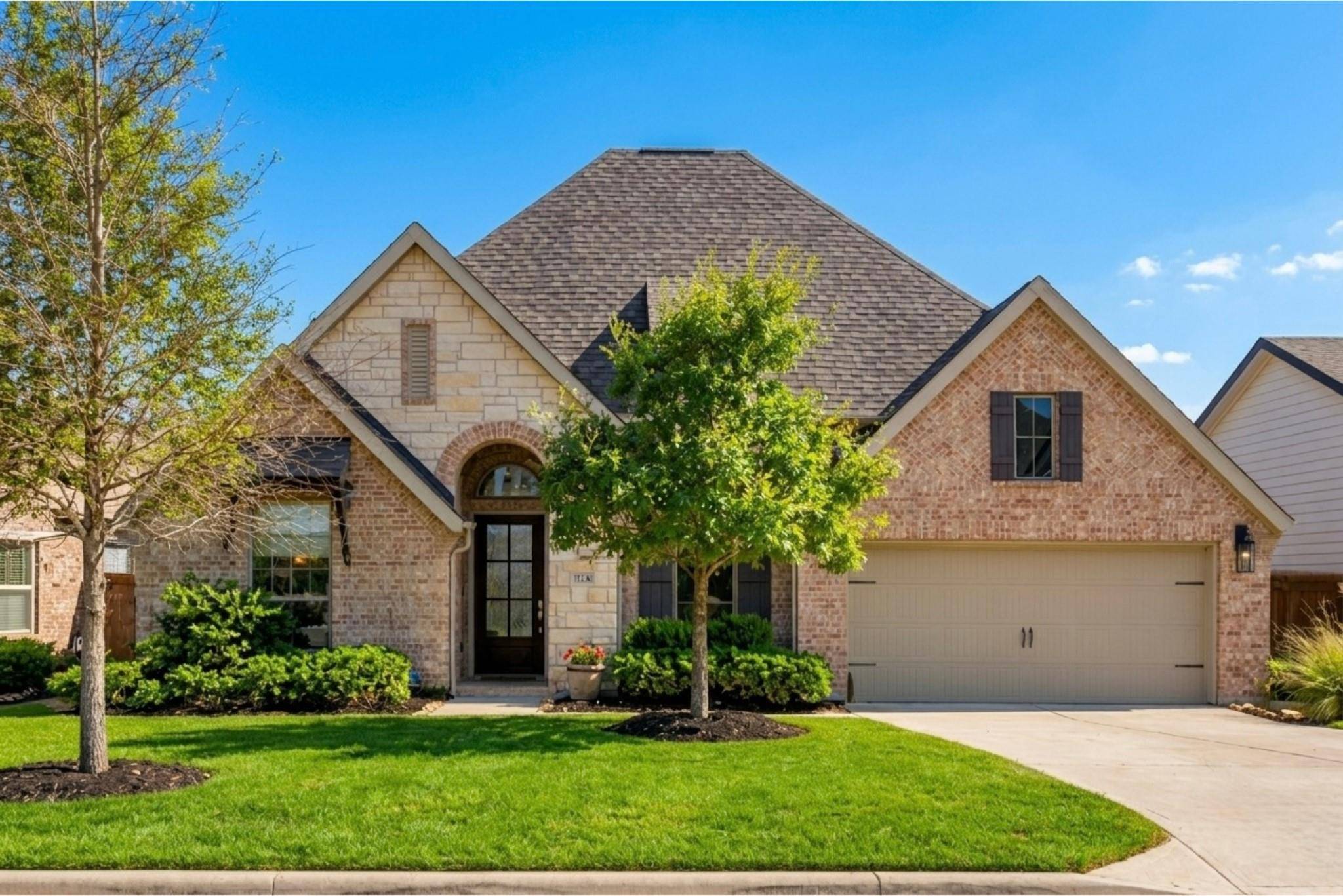 924 Hornsby HOLW, Leander, TX 78641