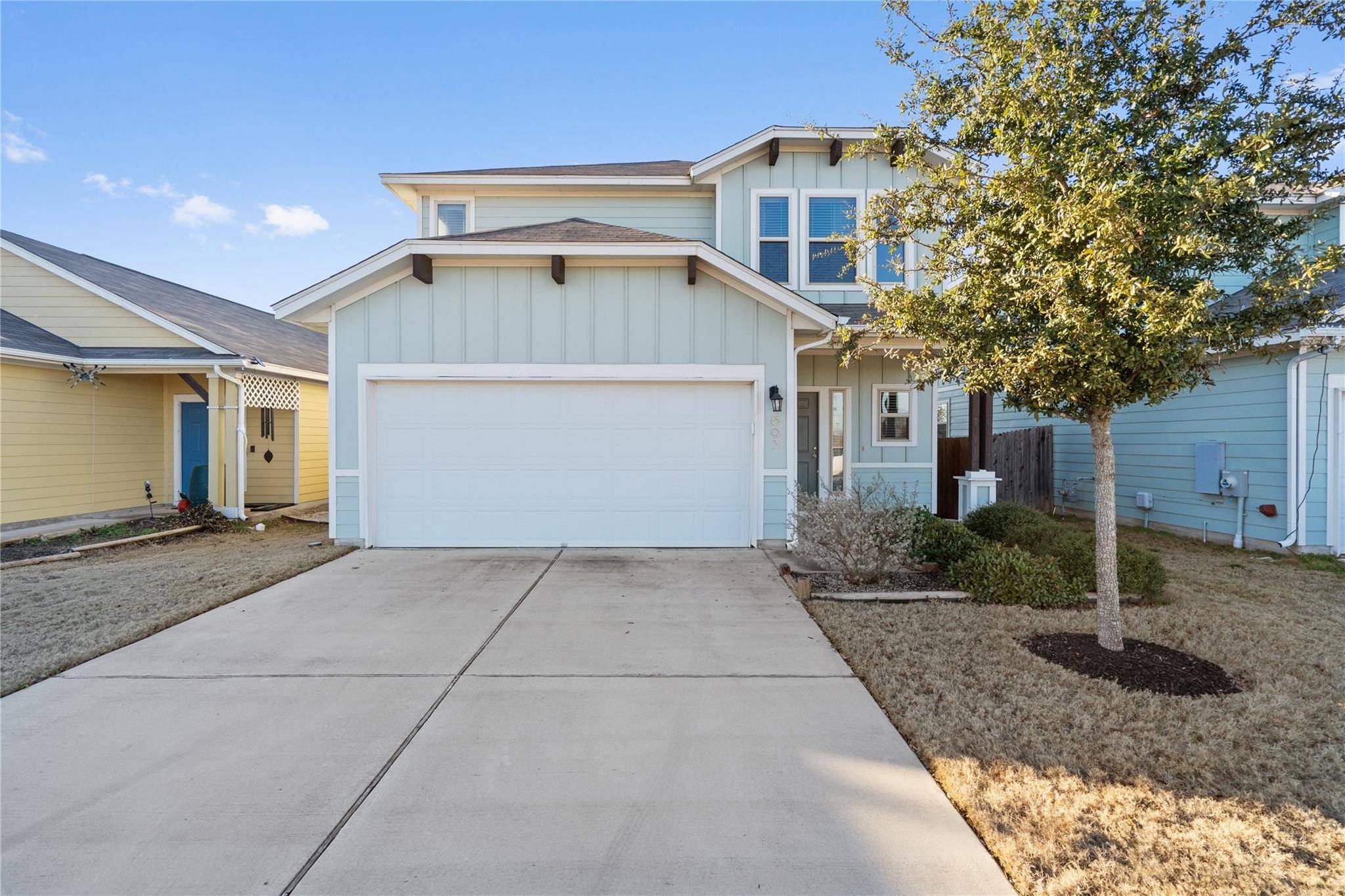 693 Twisted Oaks LN, Buda, TX 78610