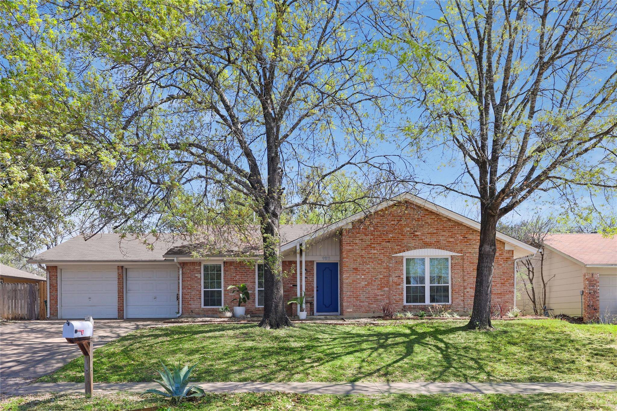 9811 Marlborough DR, Austin, TX 78753
