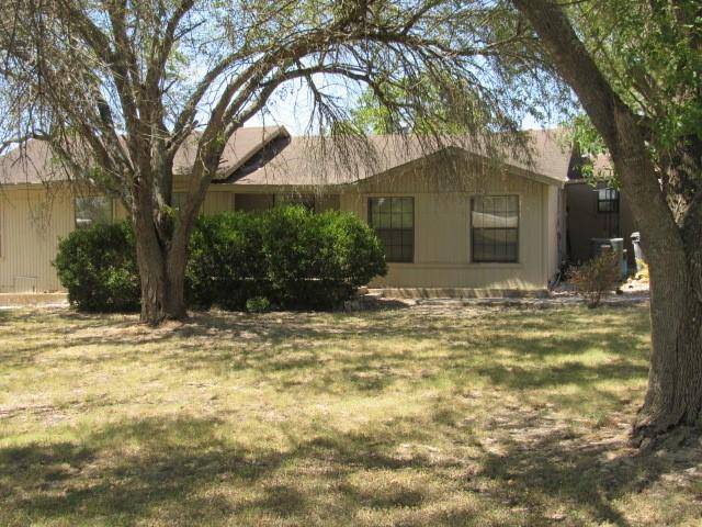 900 High RD, Kyle, TX 78640