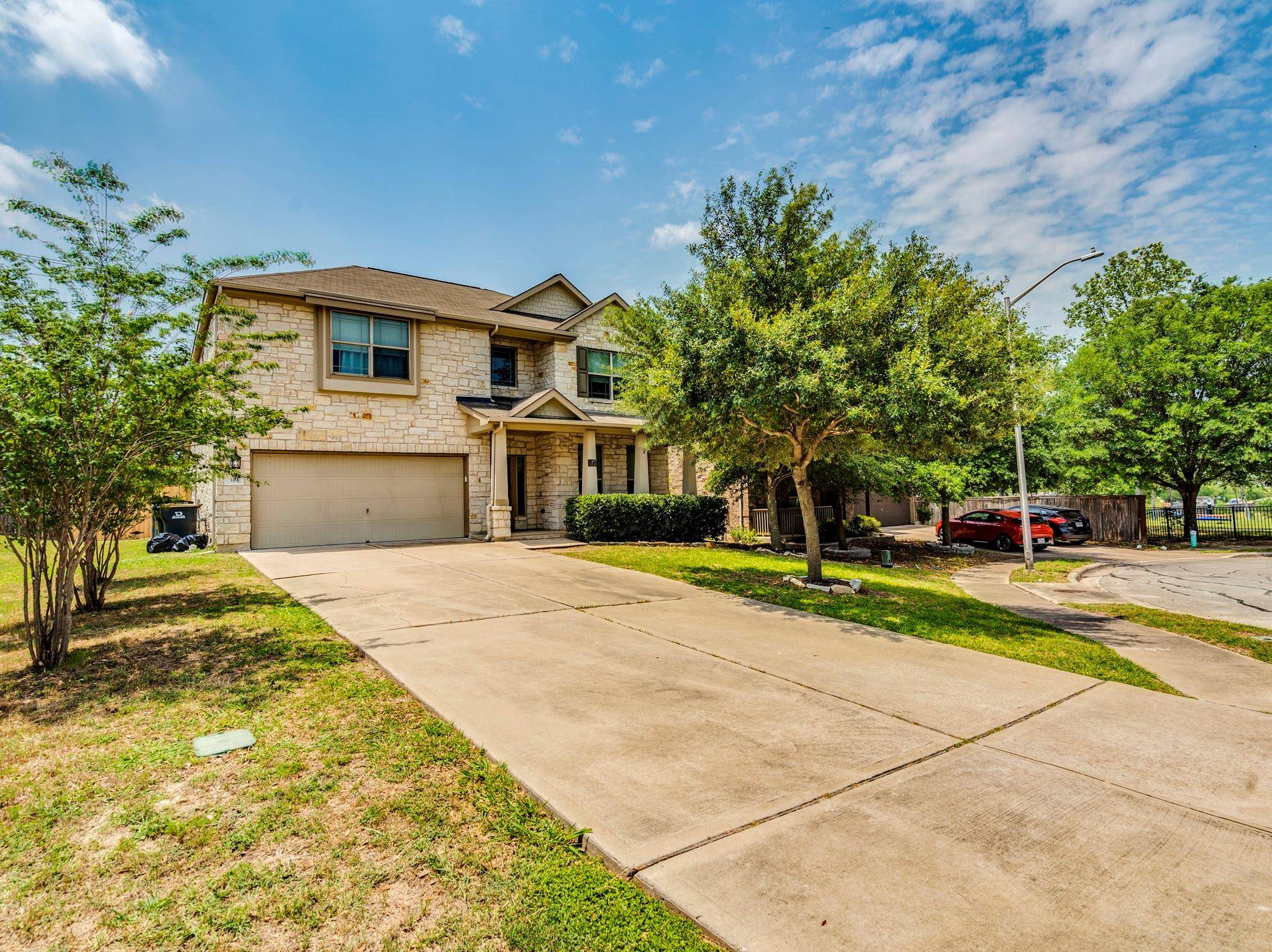319 Sandstone TRL, Buda, TX 78610