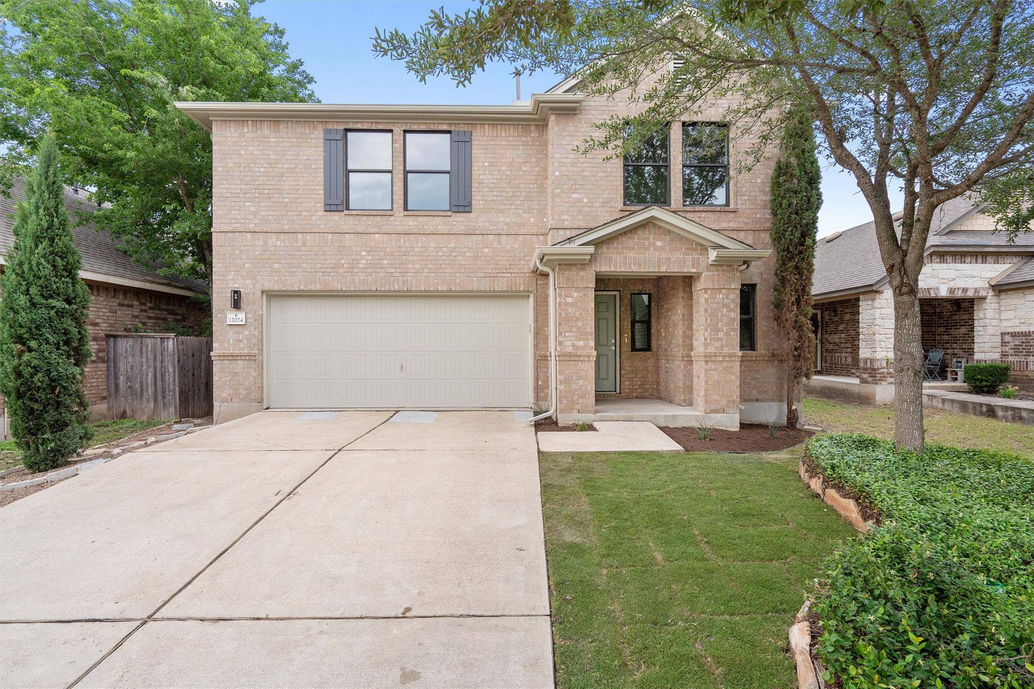 12024 Crownstone LN, Manor, TX 78653