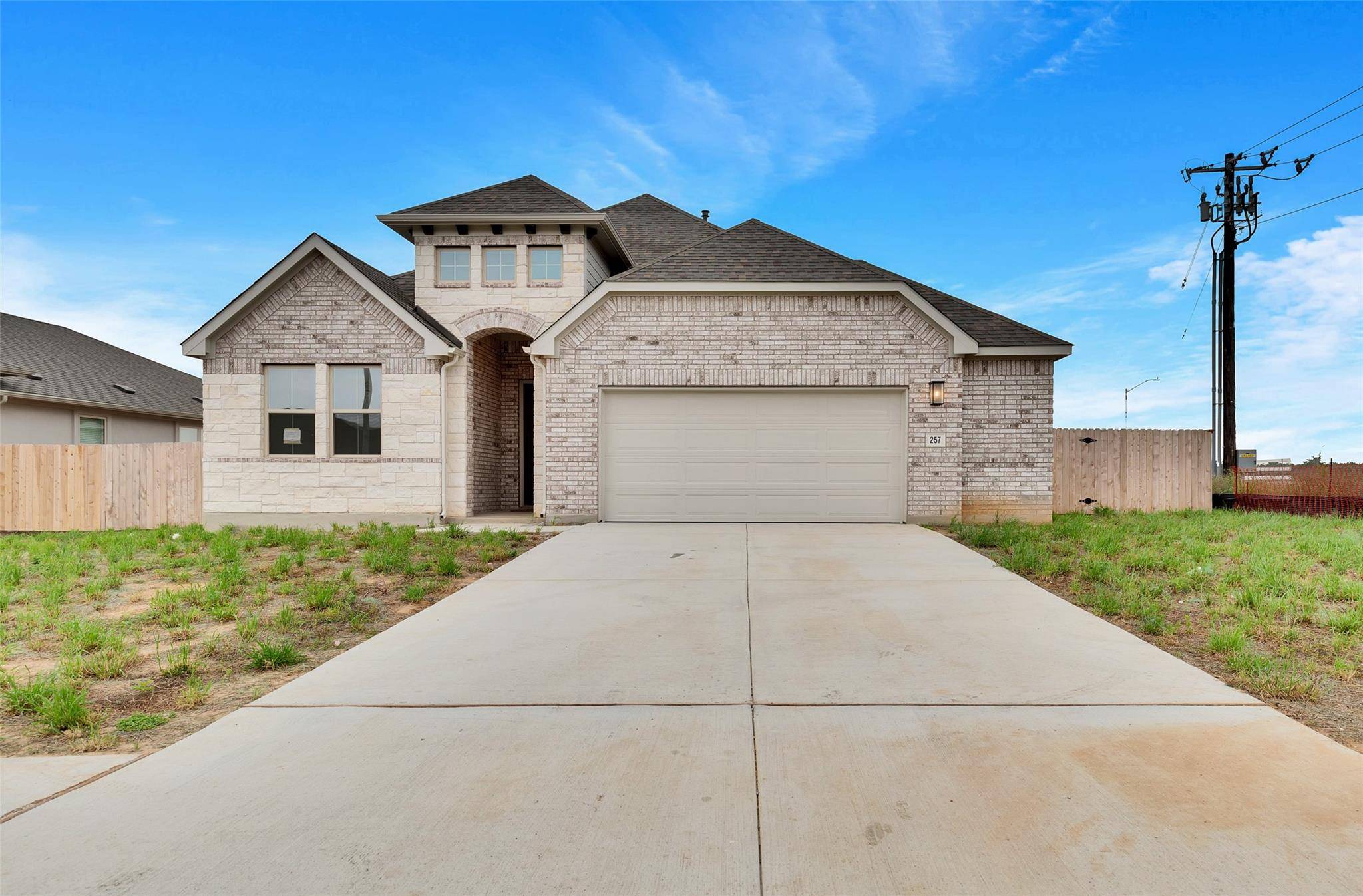 257 Rainier DR, Kyle, TX 78640