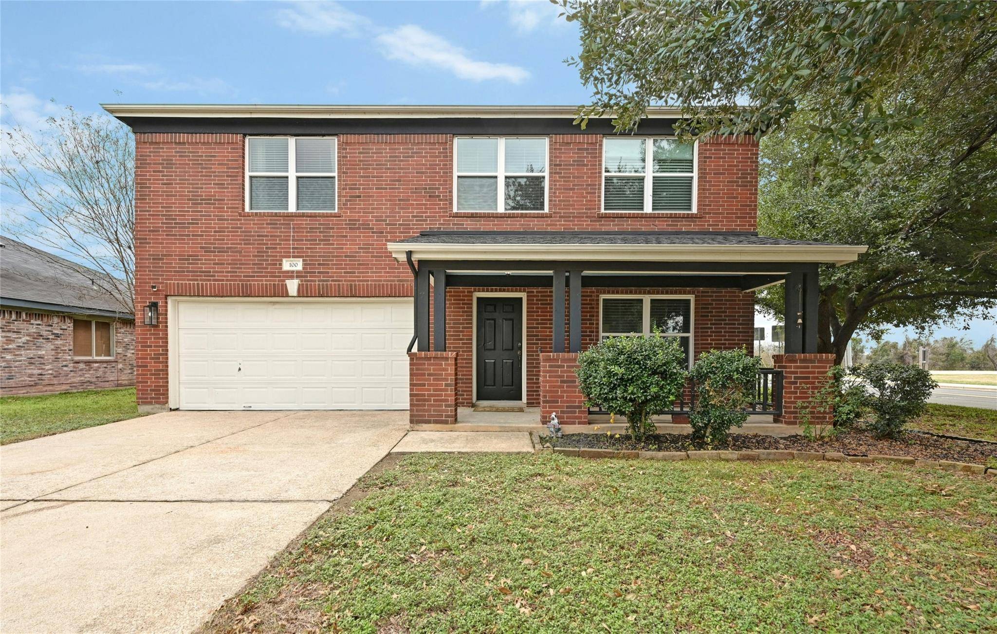 100 Britni LOOP, Kyle, TX 78640