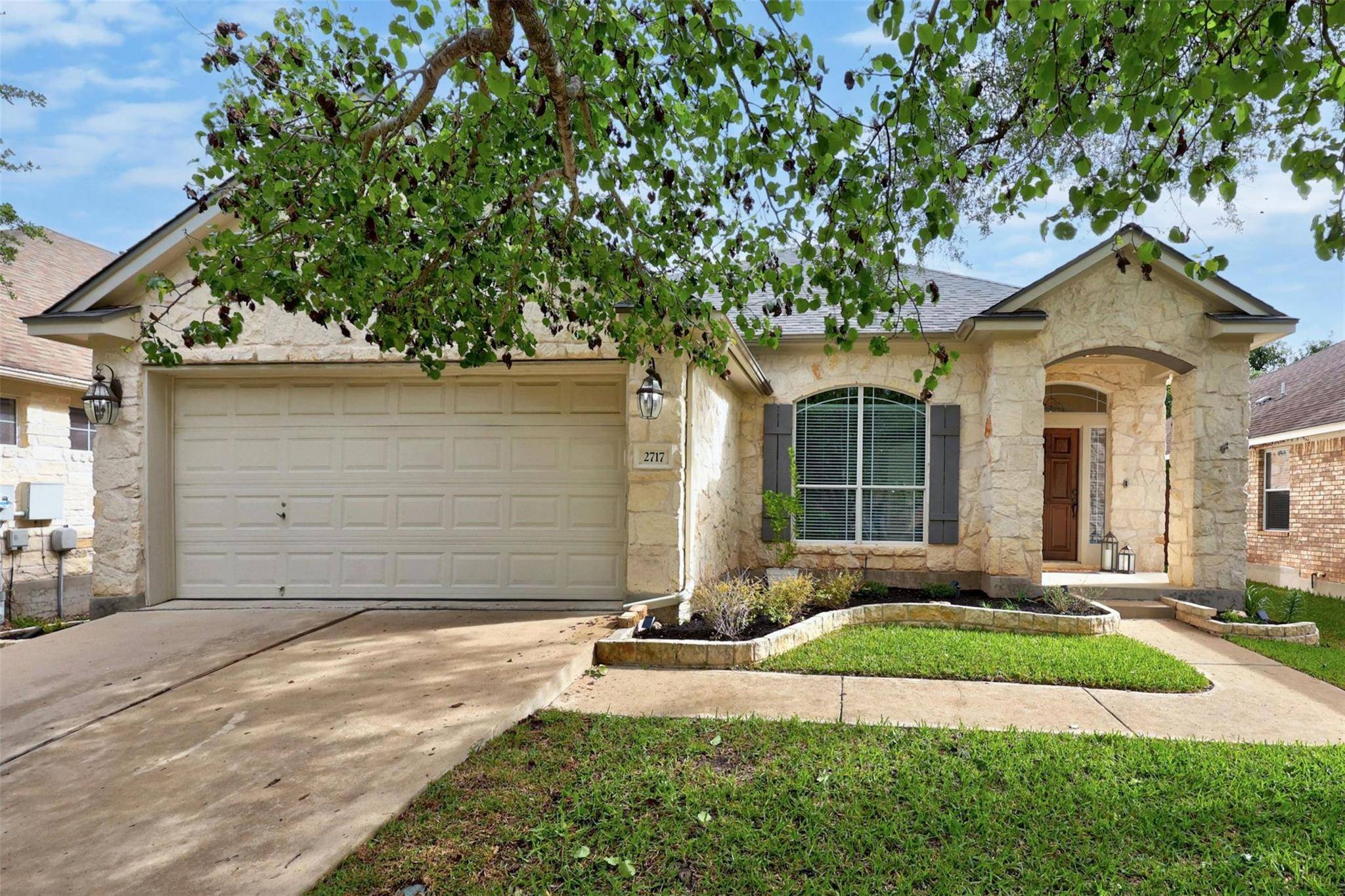 2717 Checker DR, Cedar Park, TX 78613