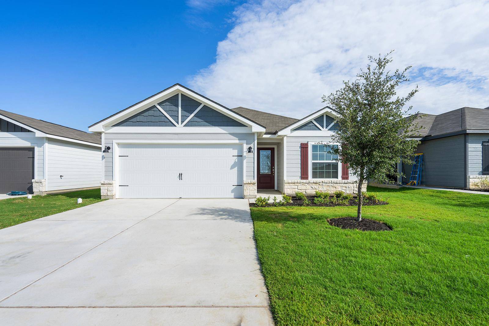 136 Paria CT, Jarrell, TX 76537