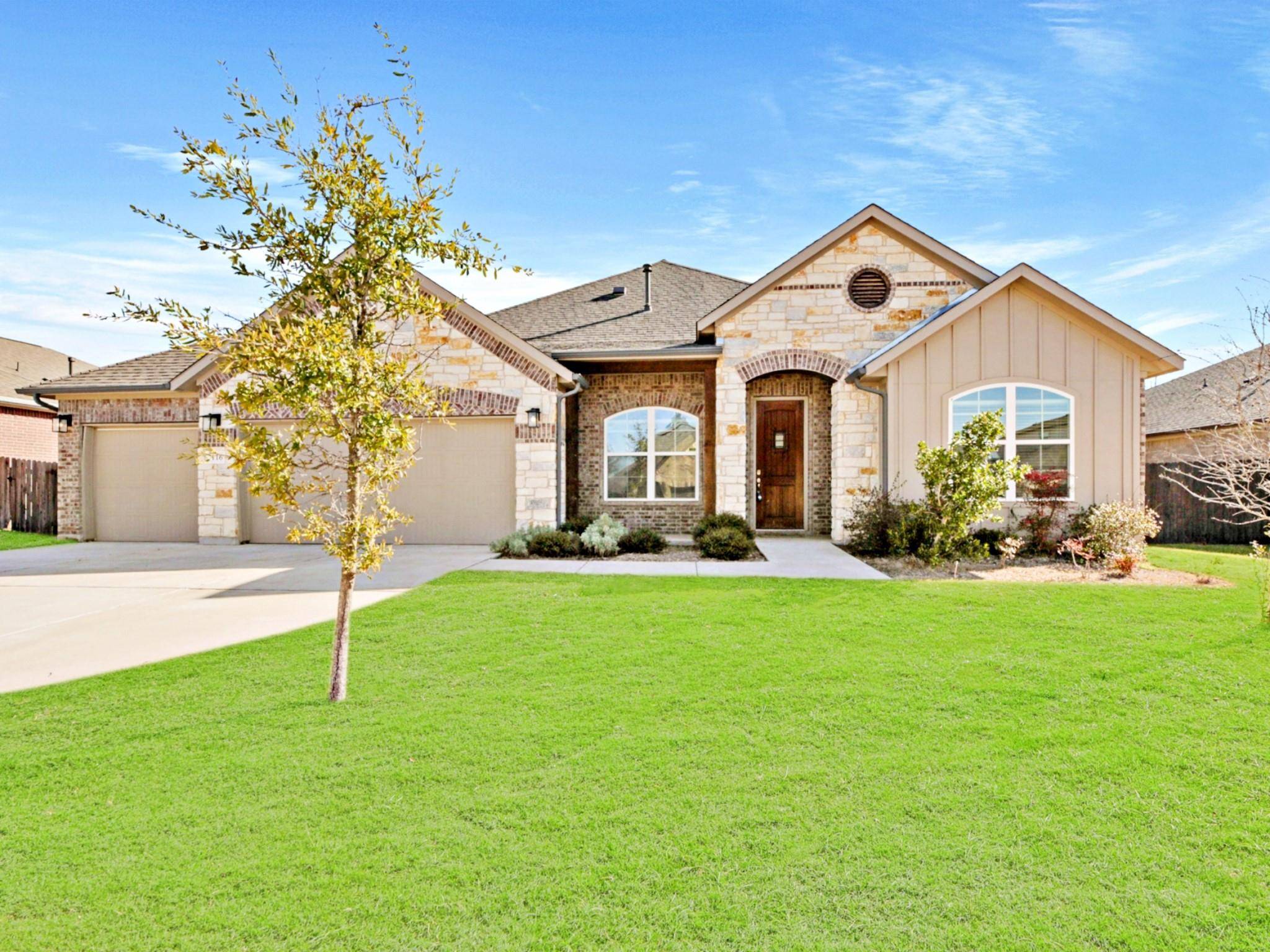 116 Split Oak DR, Cedar Park, TX 78613