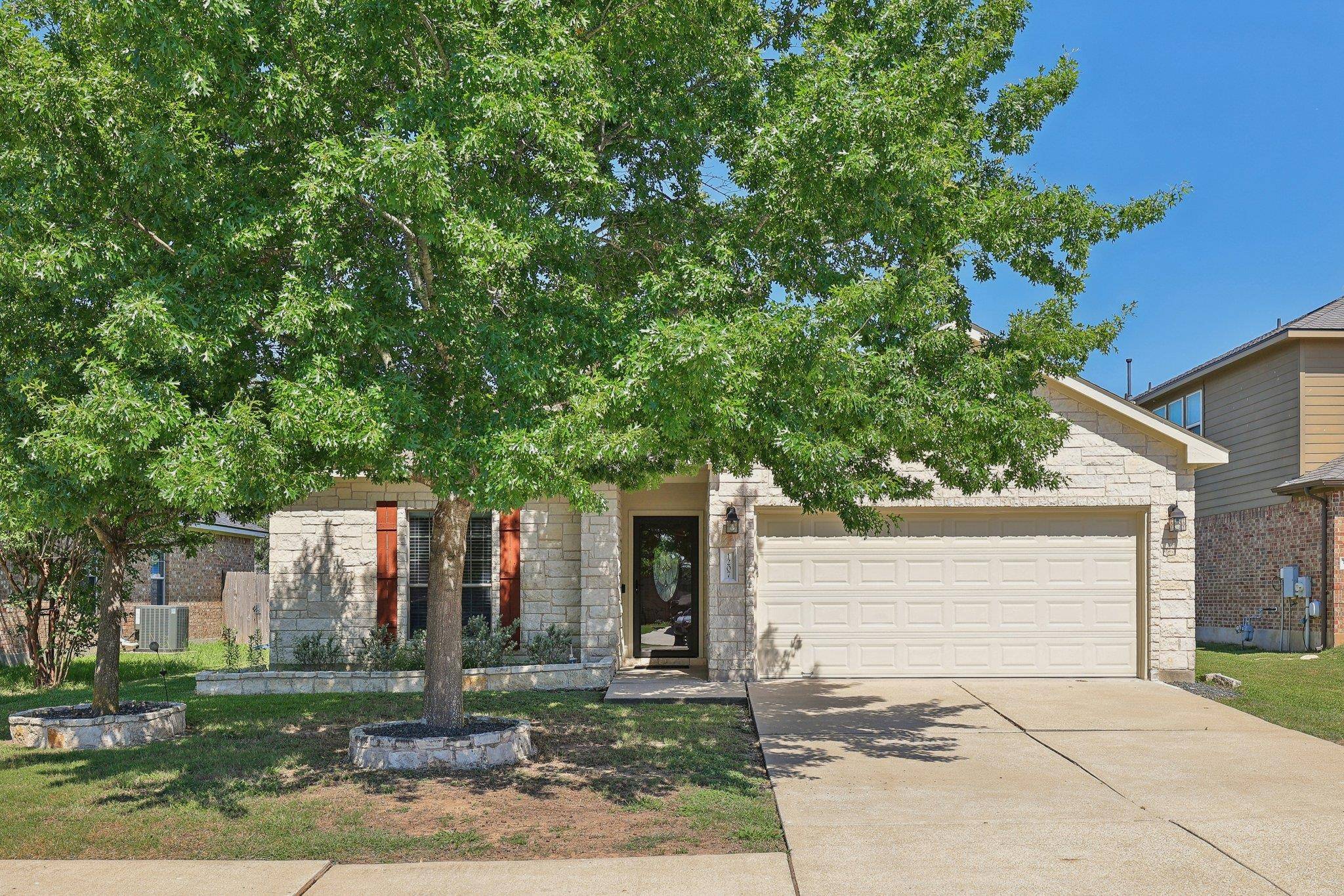 1207 Tricia CV, Hutto, TX 78634