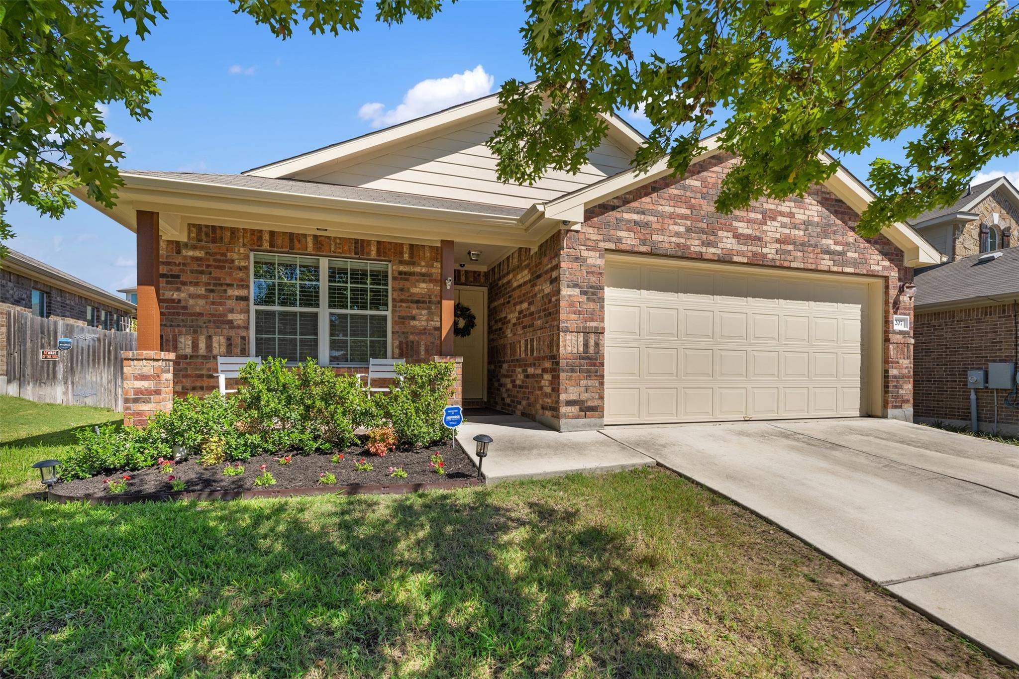 207 Razzmatazz TRL, Buda, TX 78610
