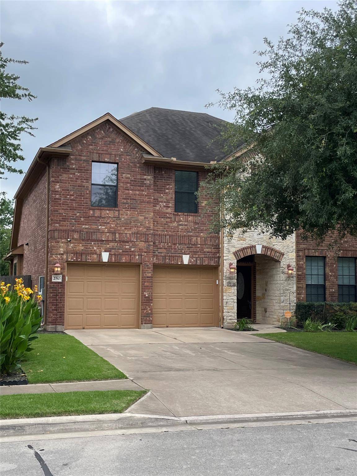 250 Tarbox Brown DR, Buda, TX 78610
