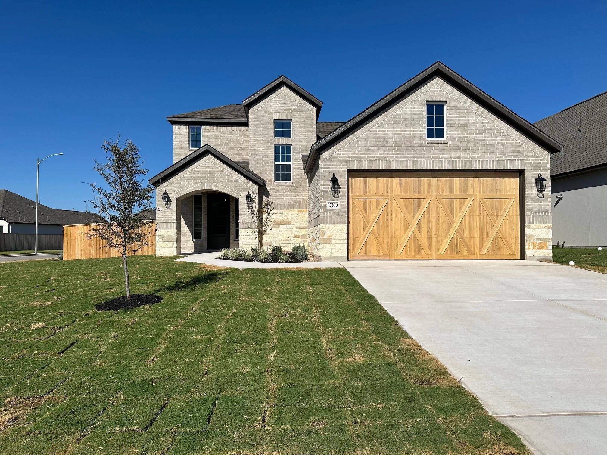 17300 Autumn Falls DR, Manor, TX 78653