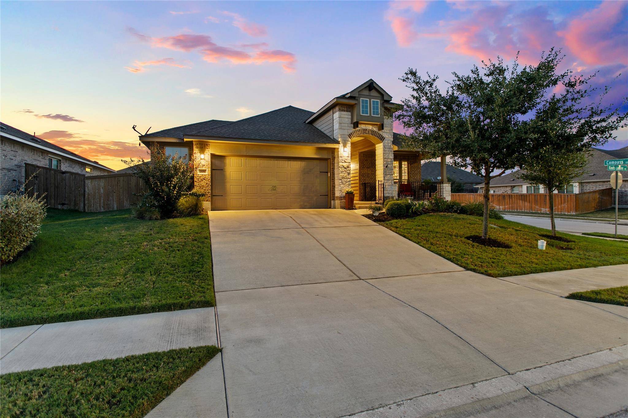 201 Knots LNDG, Kyle, TX 78640