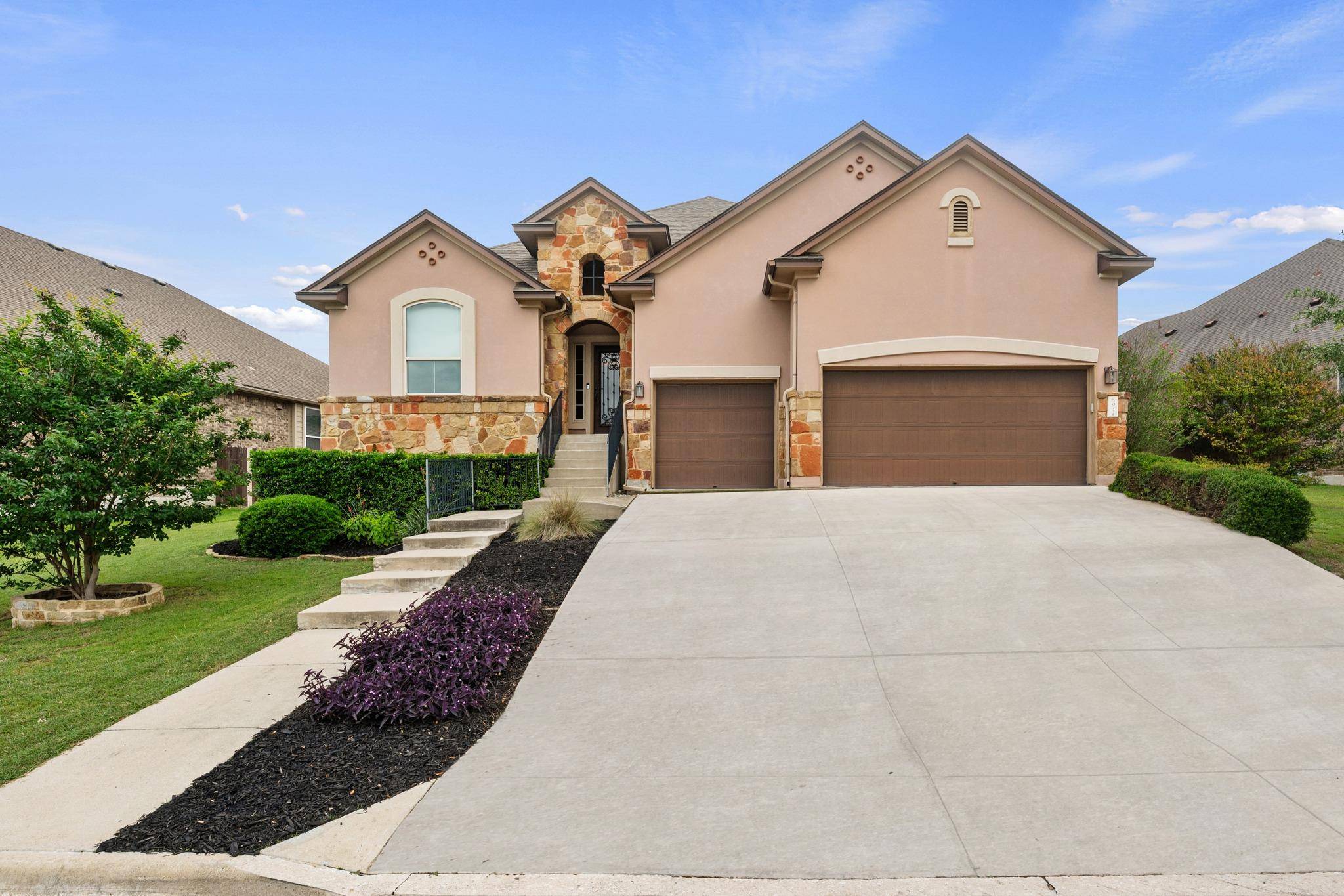 594 Ledge Stone DR, Austin, TX 78737