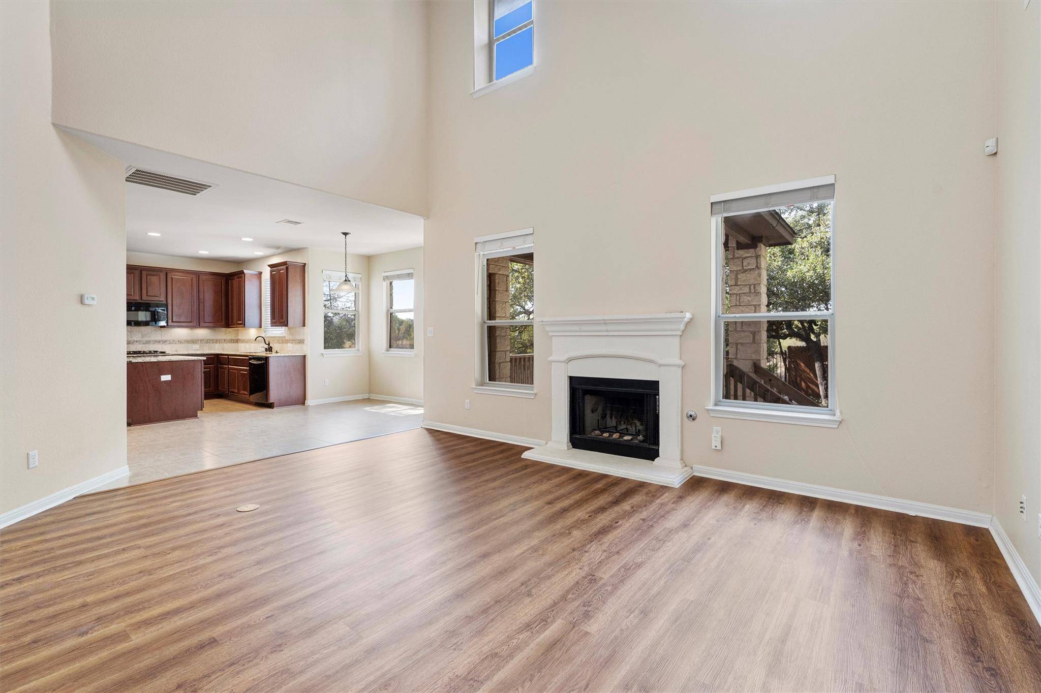 503 Fallen Oaks DR, Cedar Park, TX 78613