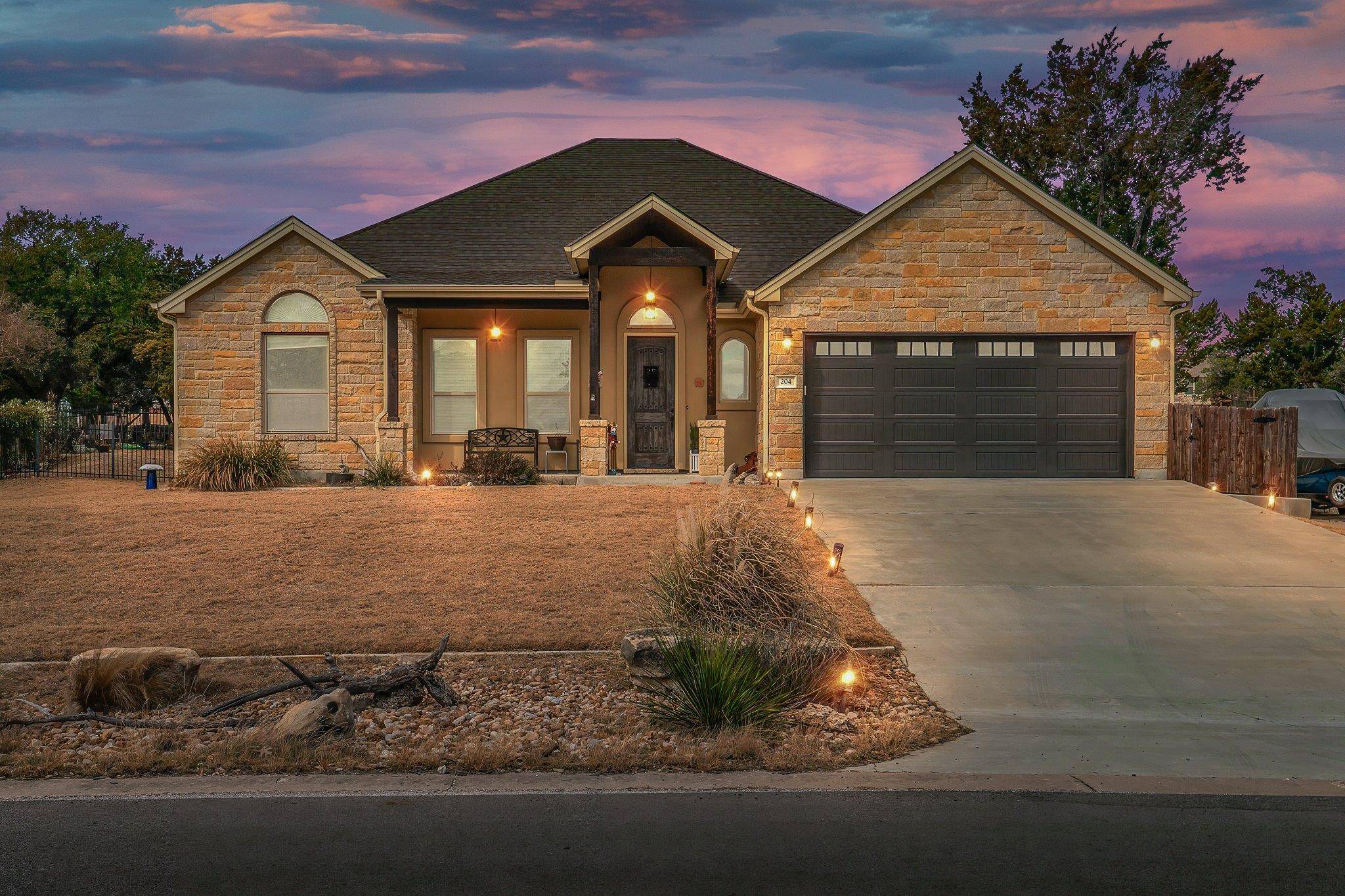 204 S Venture BLVD, Point Venture, TX 78645