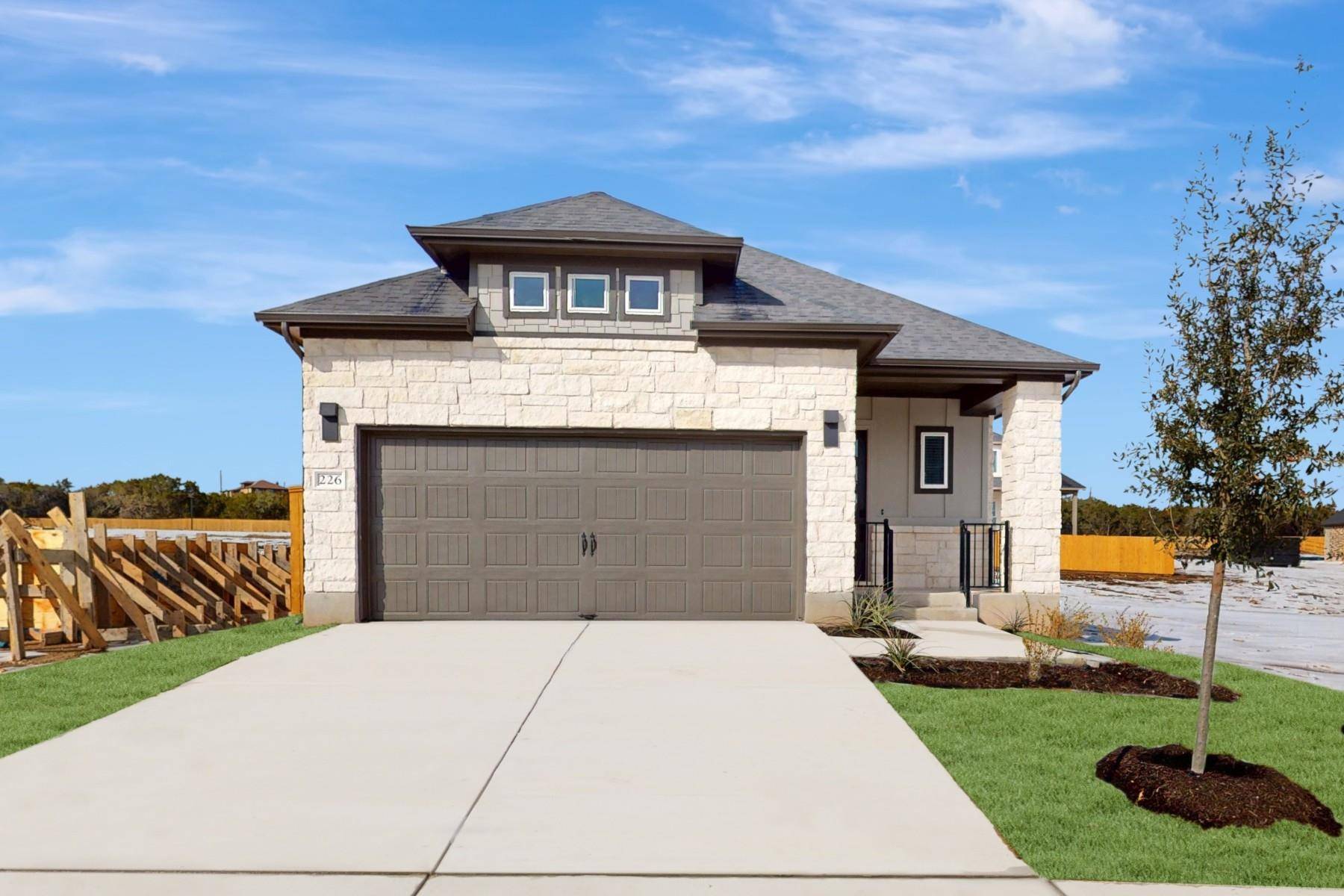 226 Grayson Elm PASS, Dripping Springs, TX 78620