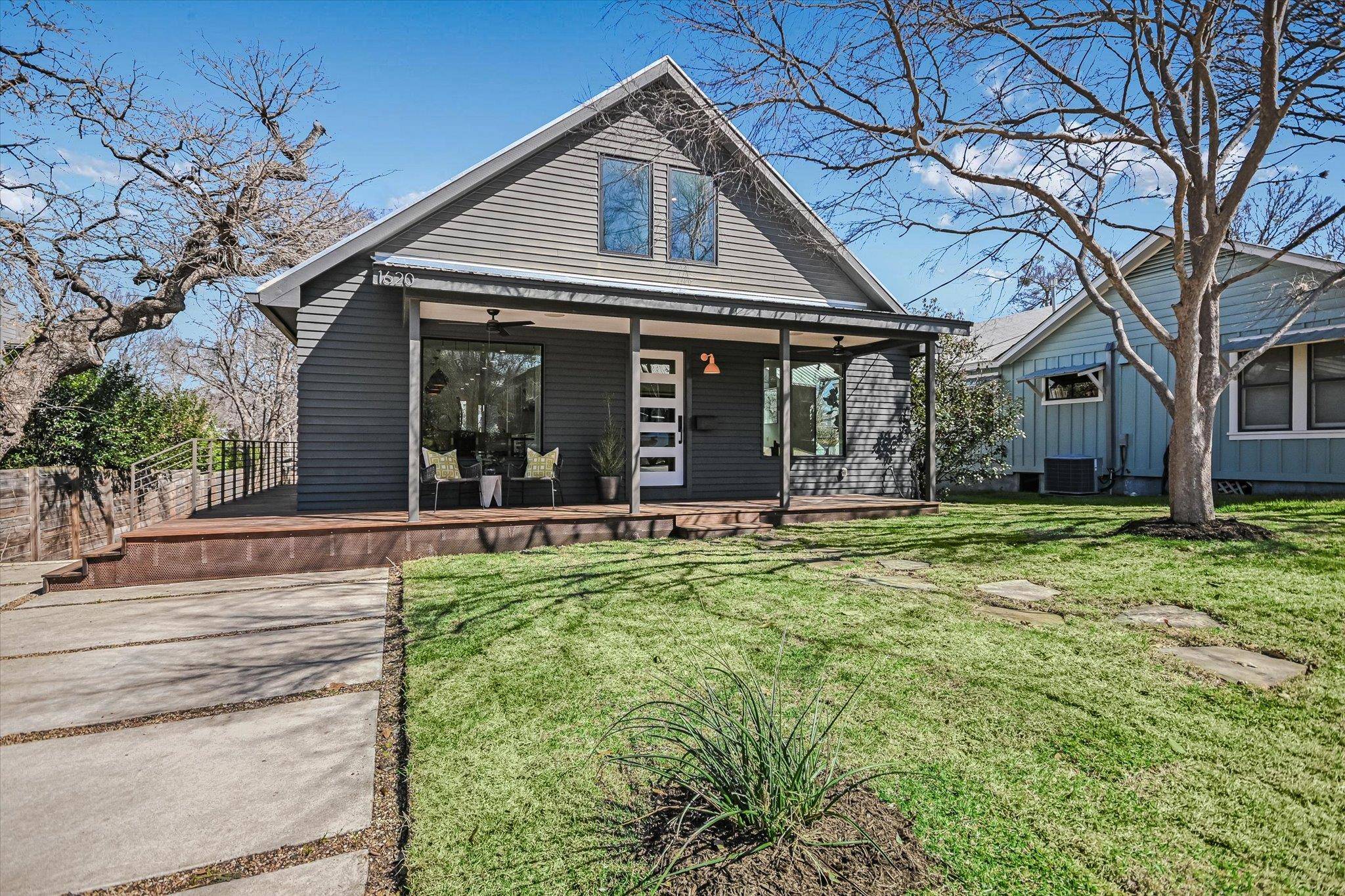 1620 W 10th ST, Austin, TX 78703