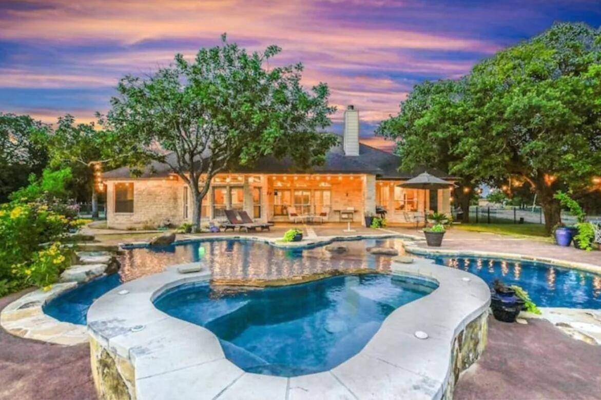 413 Breakaway RD, Cedar Park, TX 78613