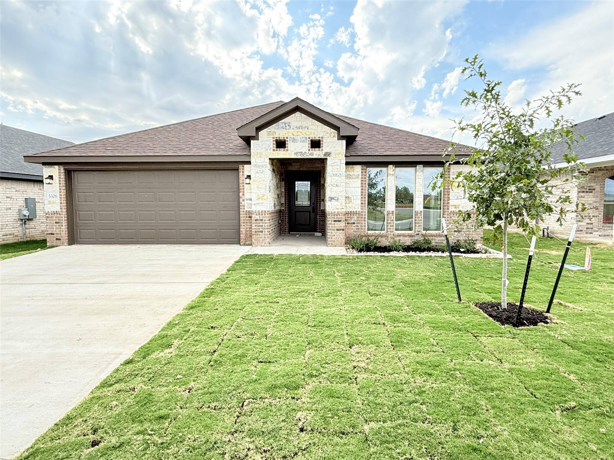 5306 Lassen LN, Belton, TX 76513