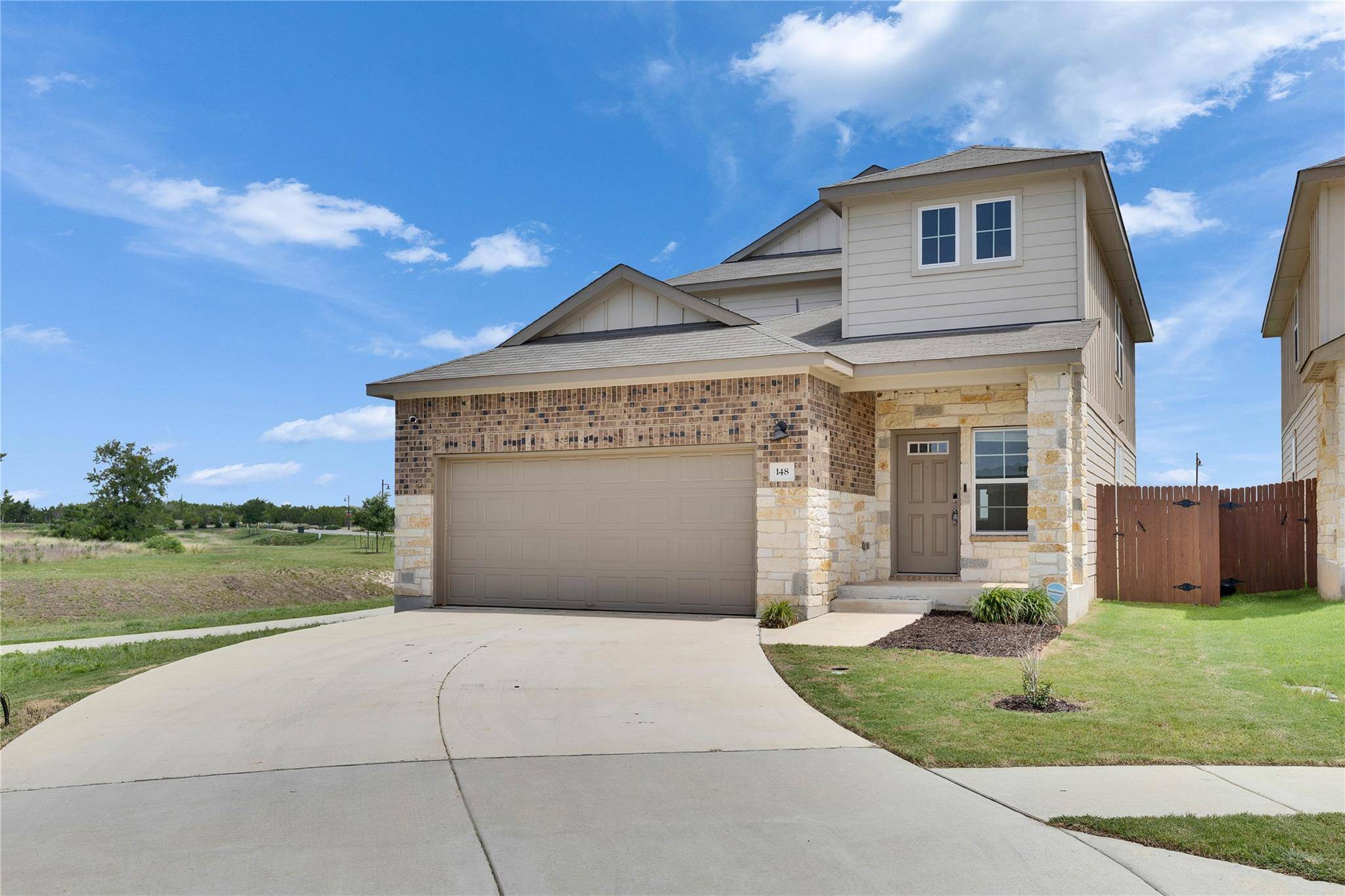 148 Skycroft CIR, Liberty Hill, TX 78642