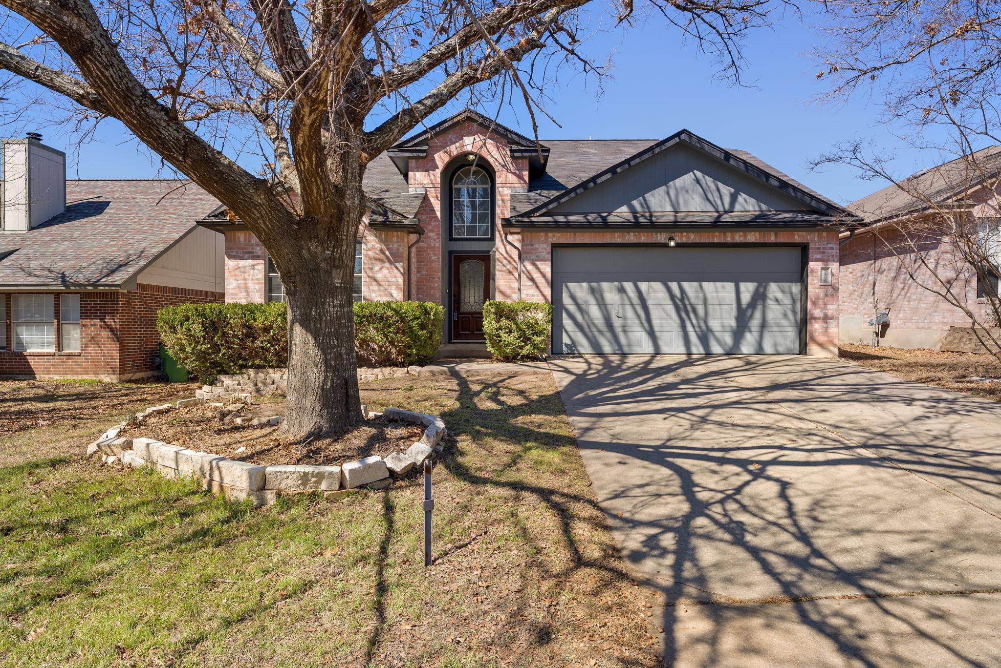2410 Roundabout LN, Round Rock, TX 78664