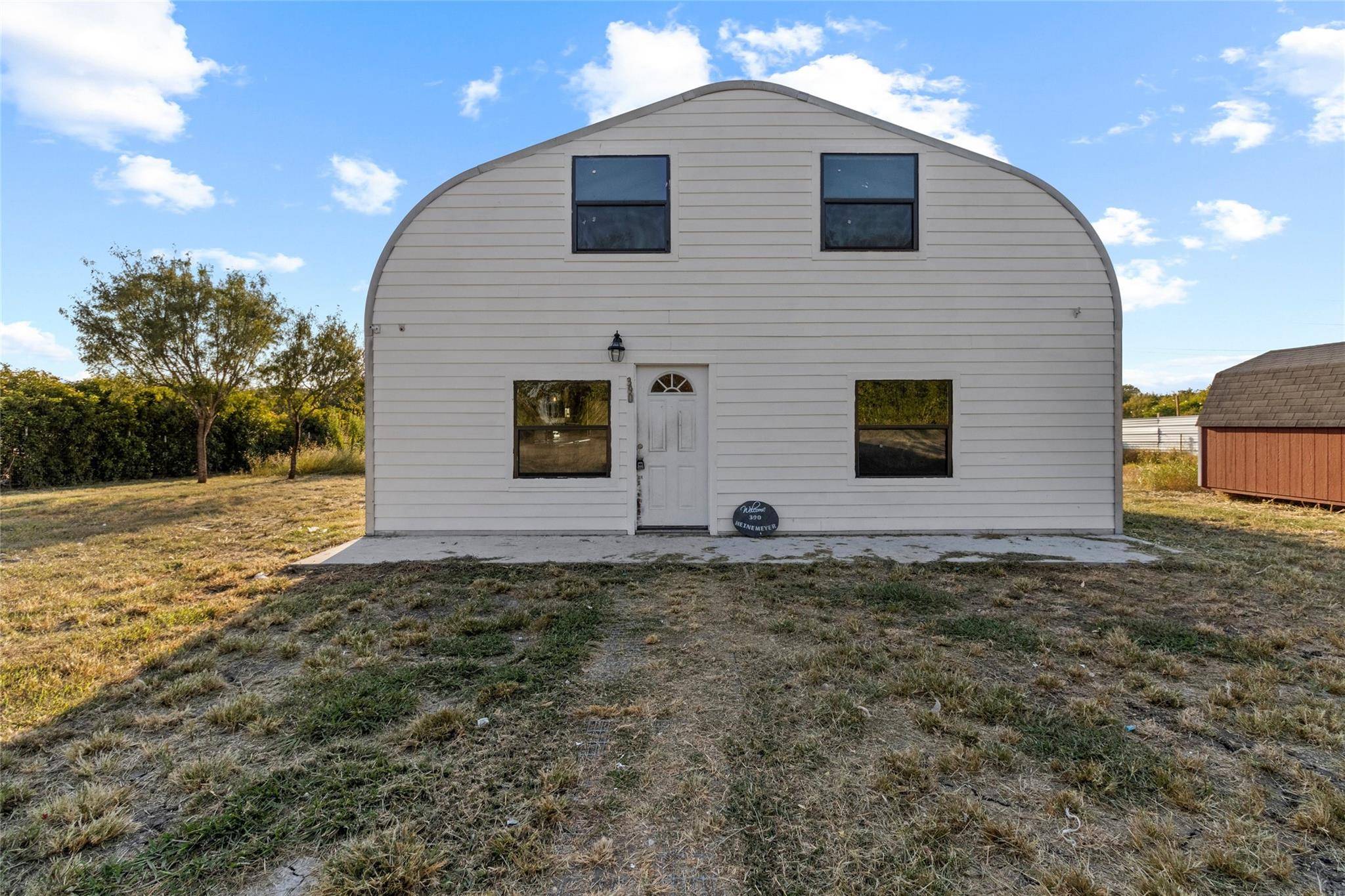 390 Heinemeyer RD, Seguin, TX 78155