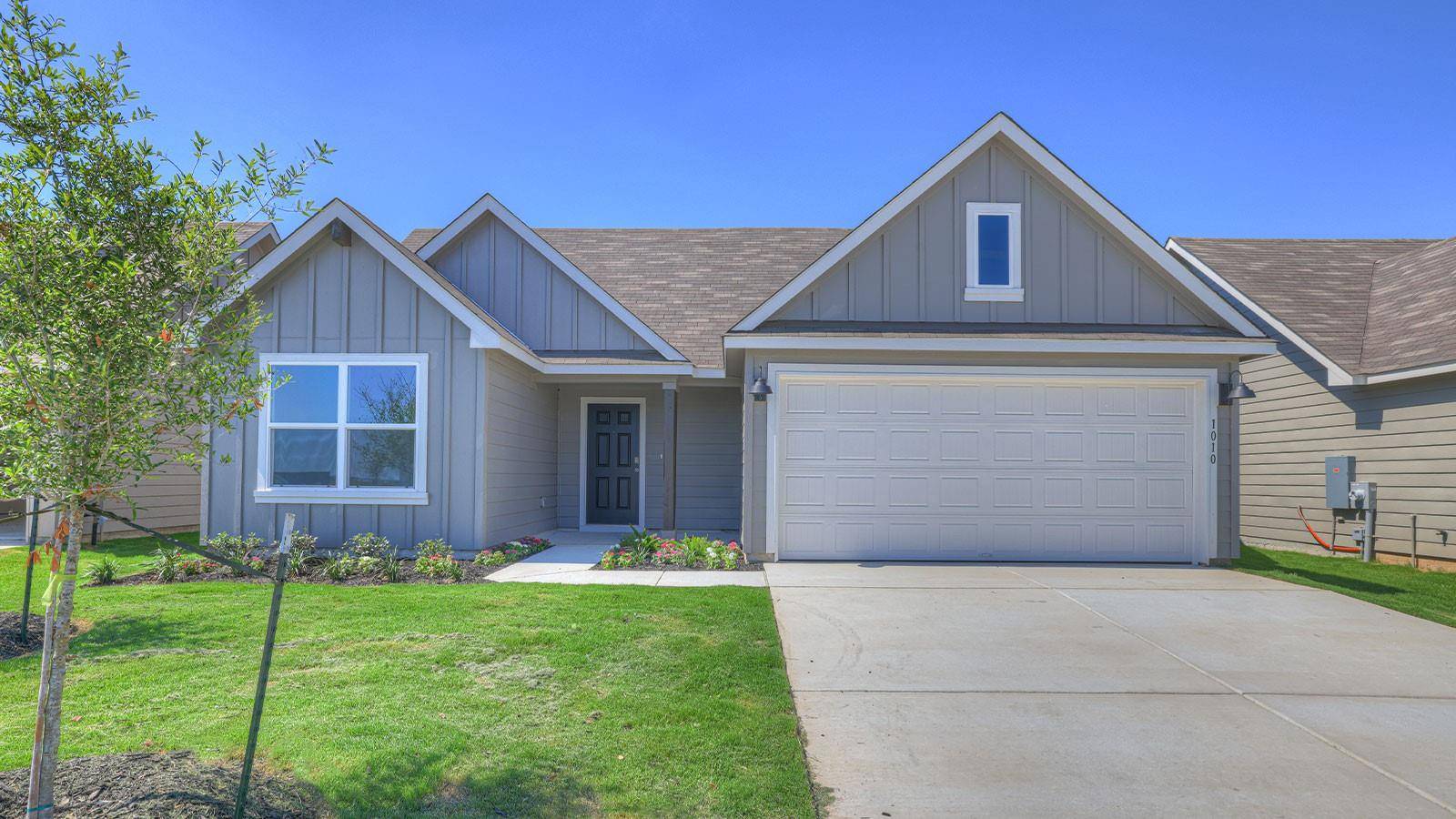 1010 ALMA, Seguin, TX 78155