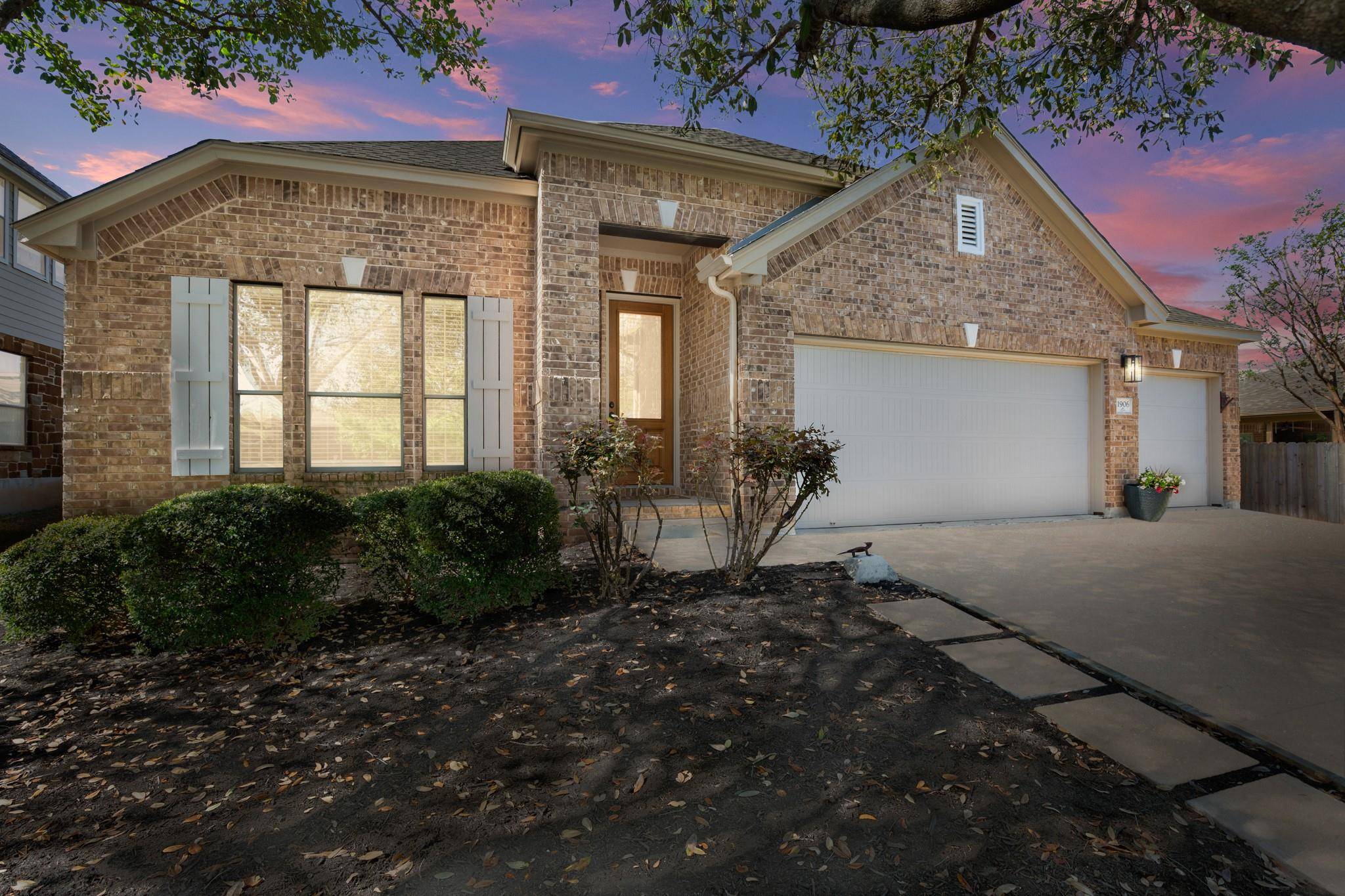 1906 Tall Chief, Leander, TX 78641