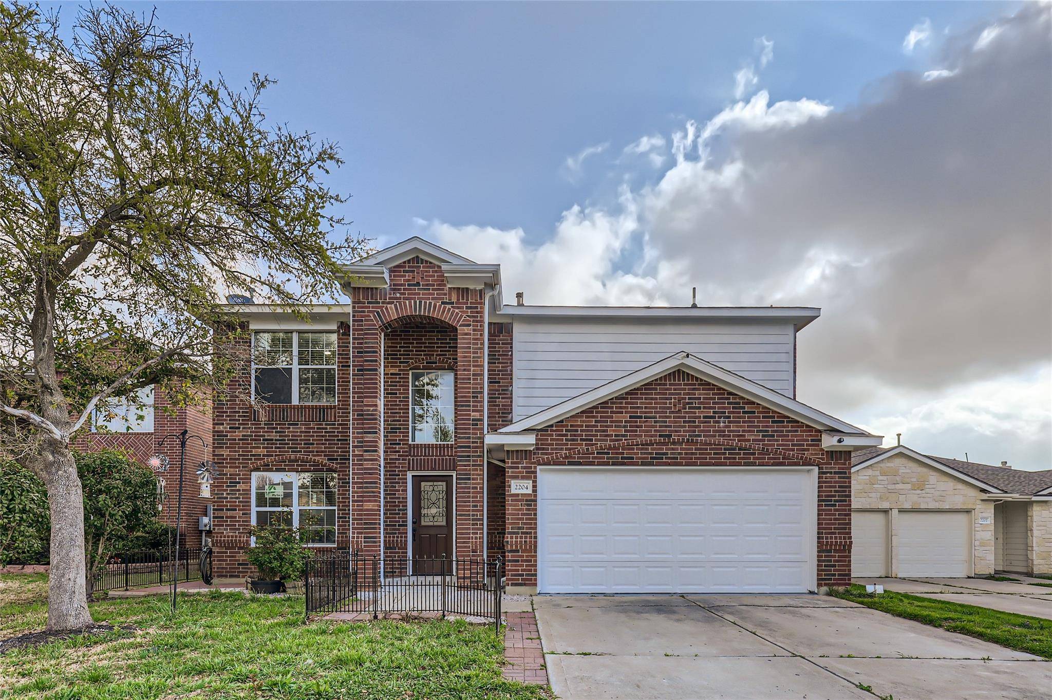 2204 Founder DR, Cedar Park, TX 78613