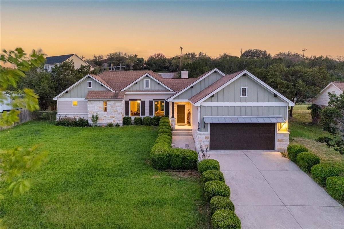 626 Newport DR, Spicewood, TX 78669