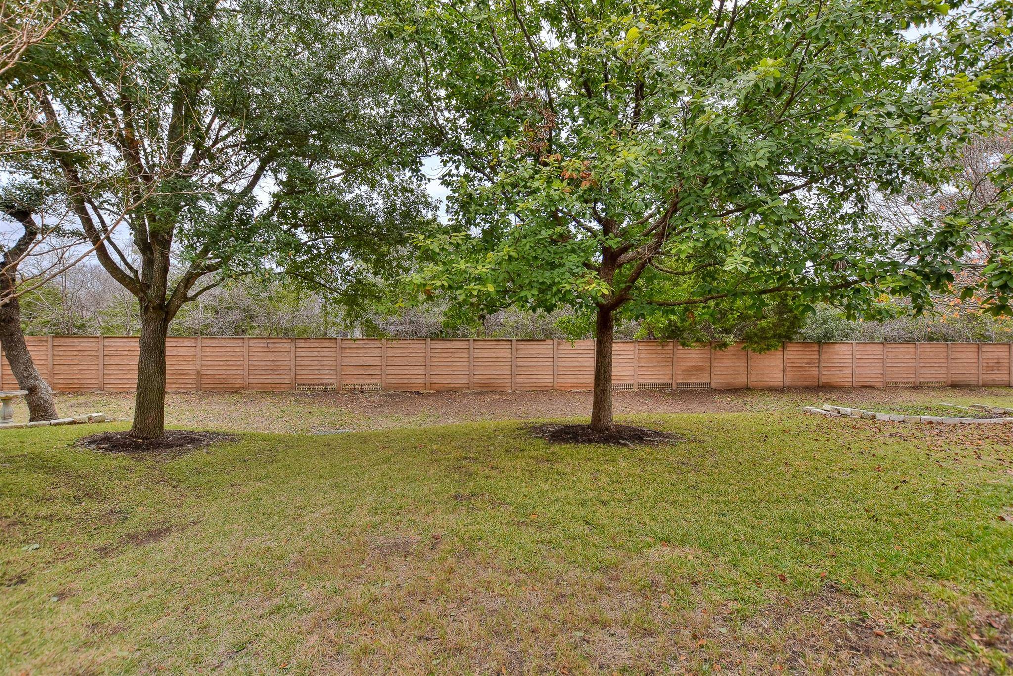 133 Essex LN, Georgetown, TX 78633
