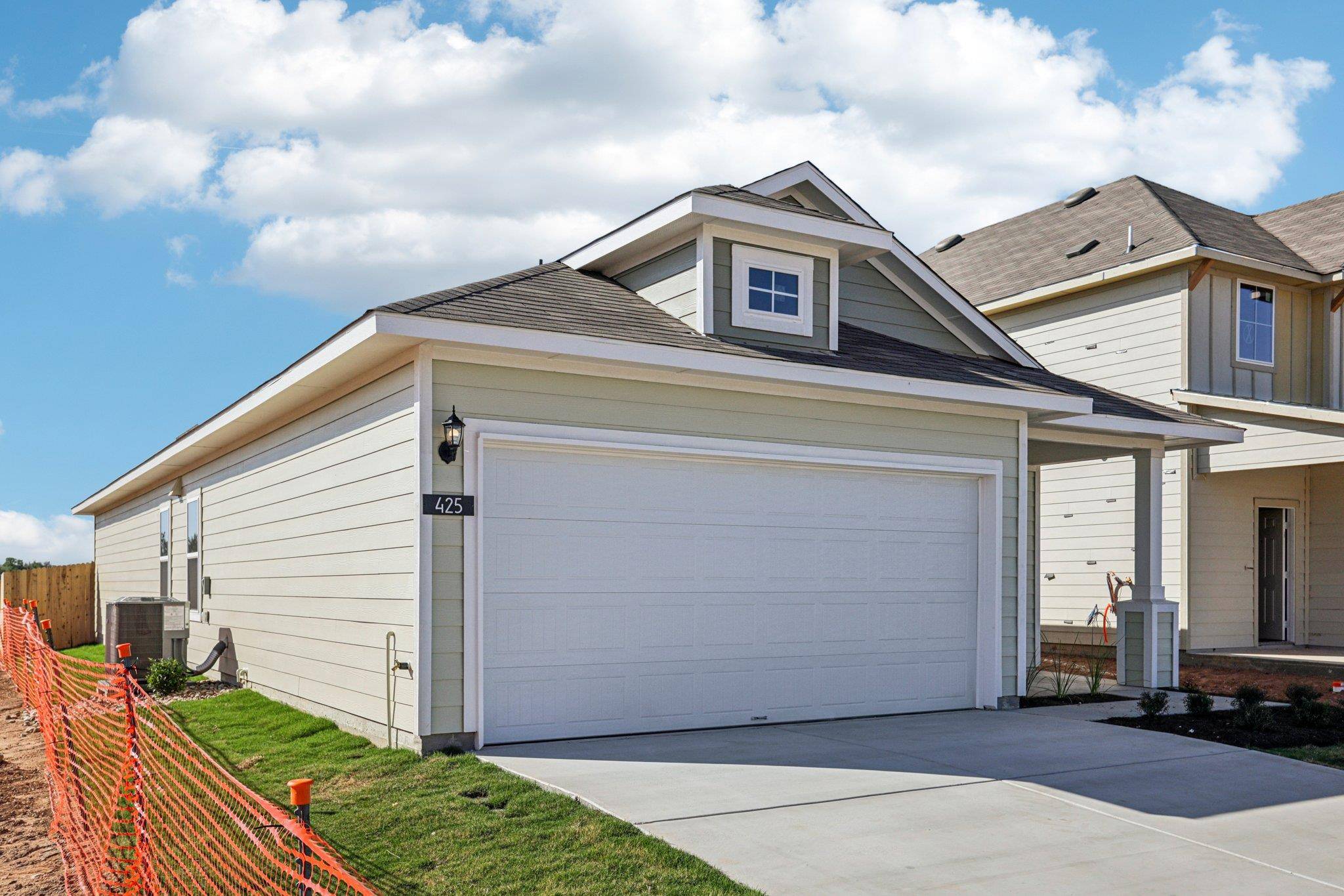 425 Rear Boot WAY, Liberty Hill, TX 78642