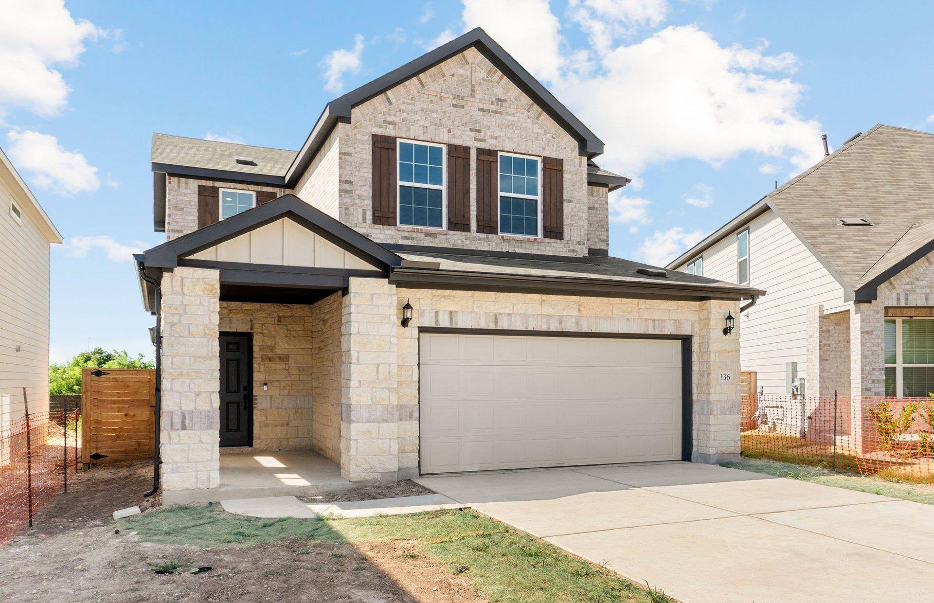 136 Inlet LN, Leander, TX 78641