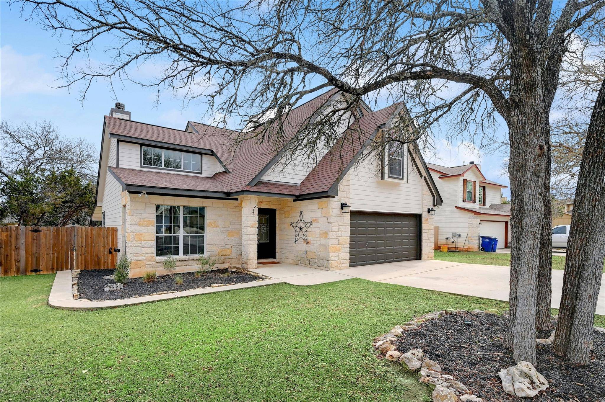 14 Memory LN, Wimberley, TX 78676