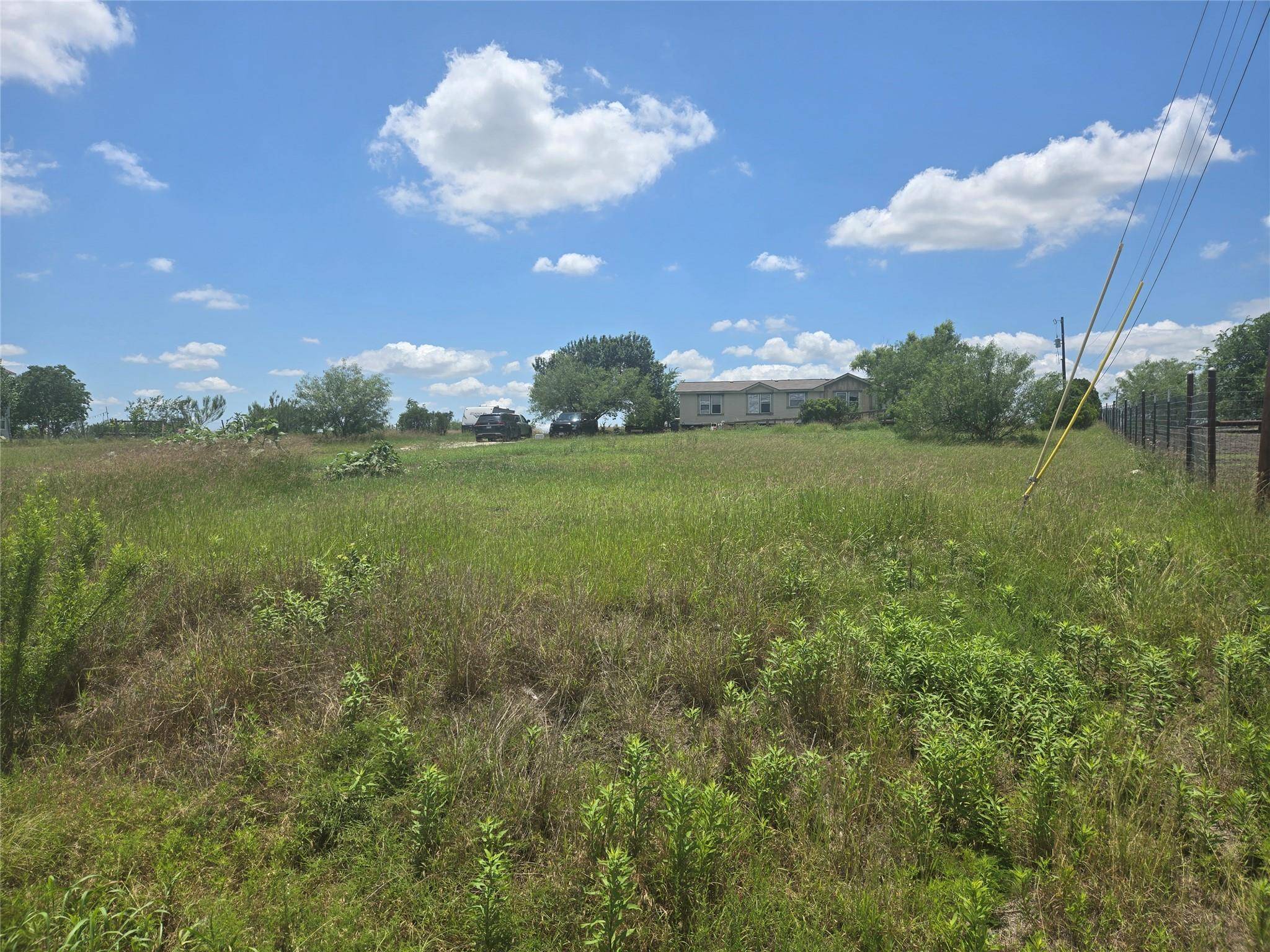 150 Longhorn LOOP, Niederwald, TX 78640