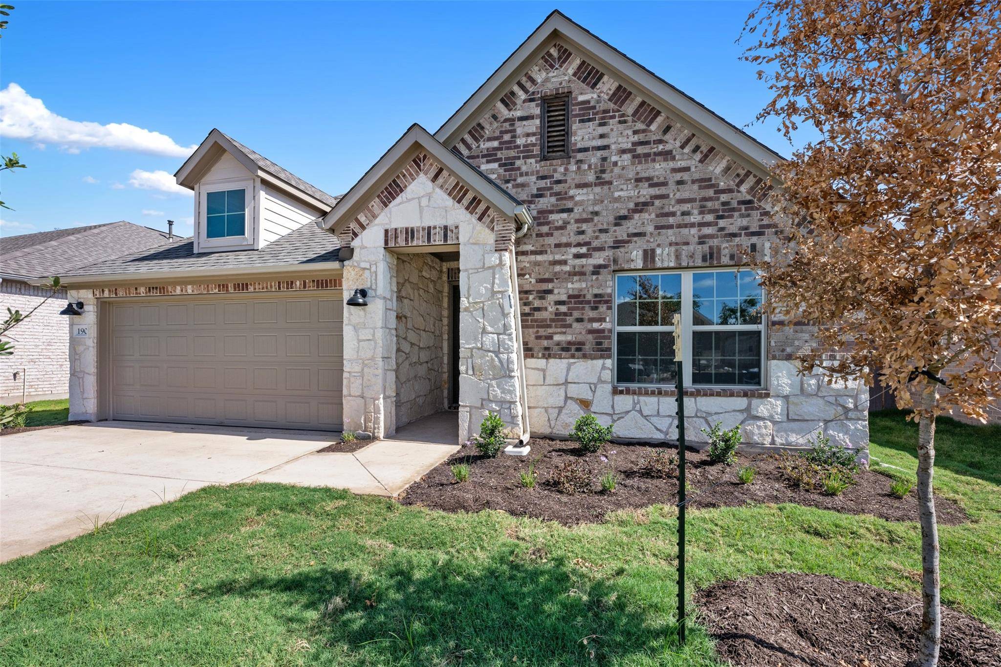 190 Grand Teton DR, Kyle, TX 78640