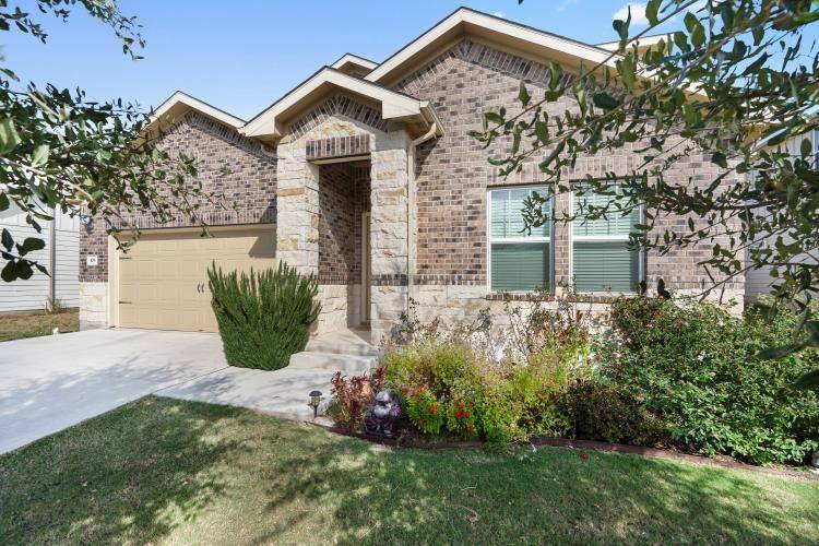 108 Water Way Ave, Hutto, TX 78634