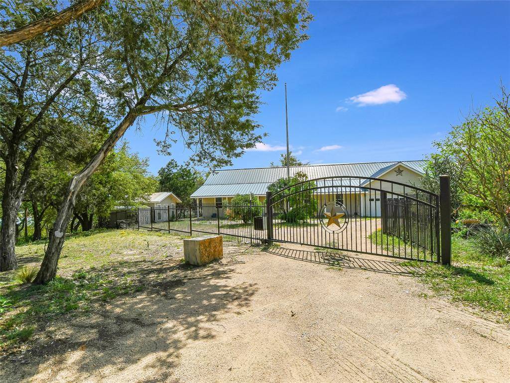 701 Turkey Tree RD, Spicewood, TX 78669