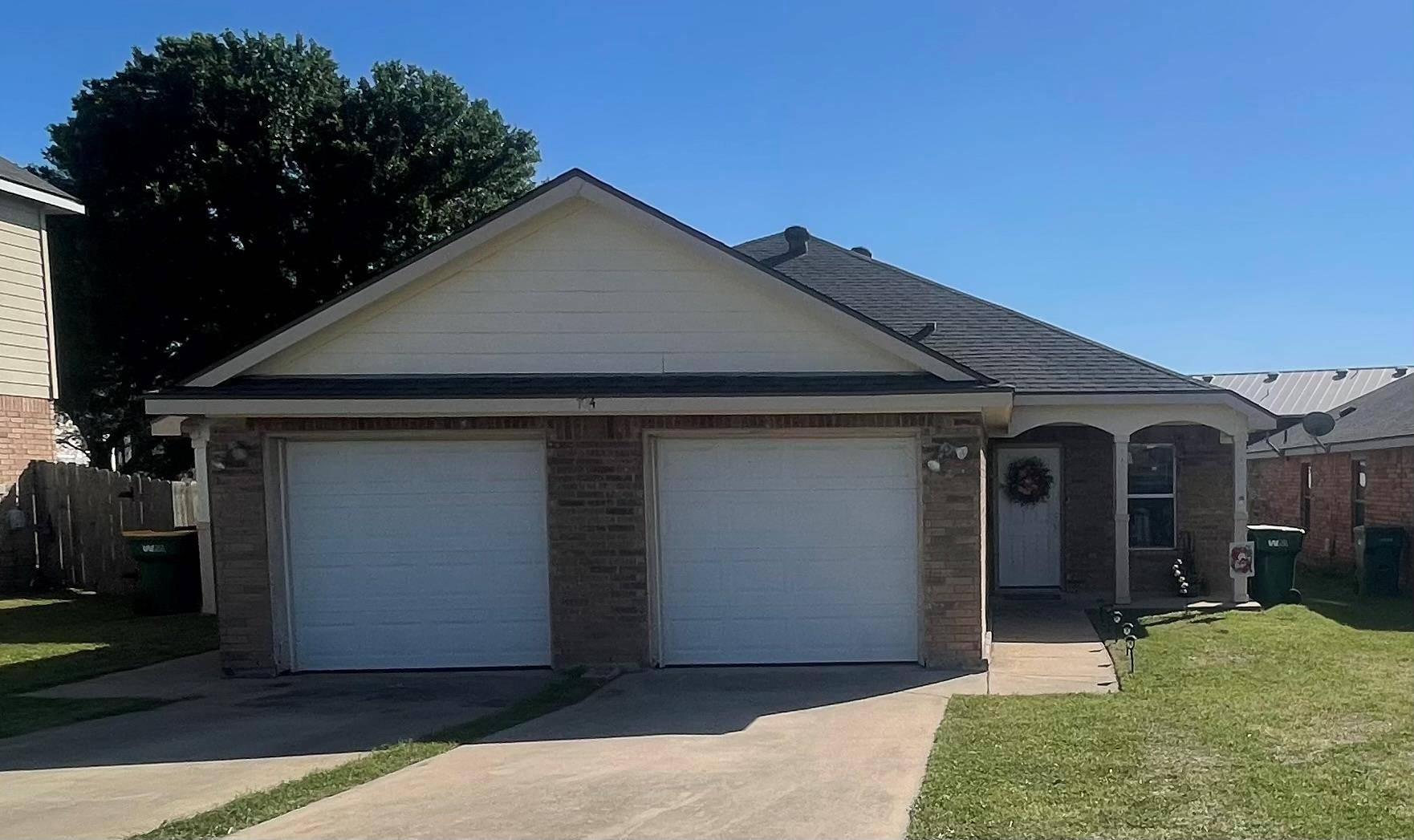 704 Claremont PKWY #A AND B, Marble Falls, TX 78654