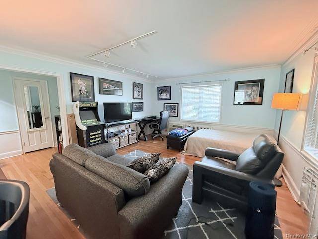 43 N Forest AVE #G3, Rockville Centre, NY 11570